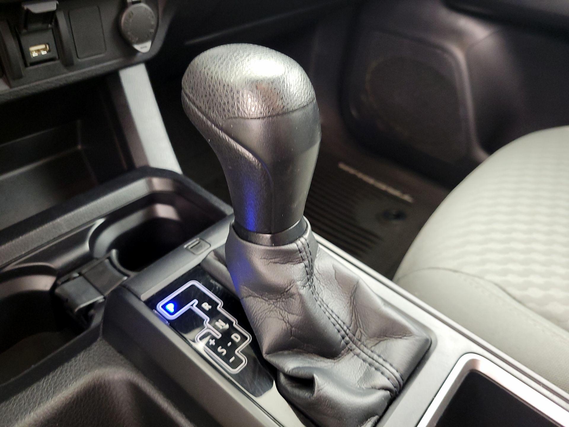 Thumbnail: 2020 Toyota Tacoma - 17