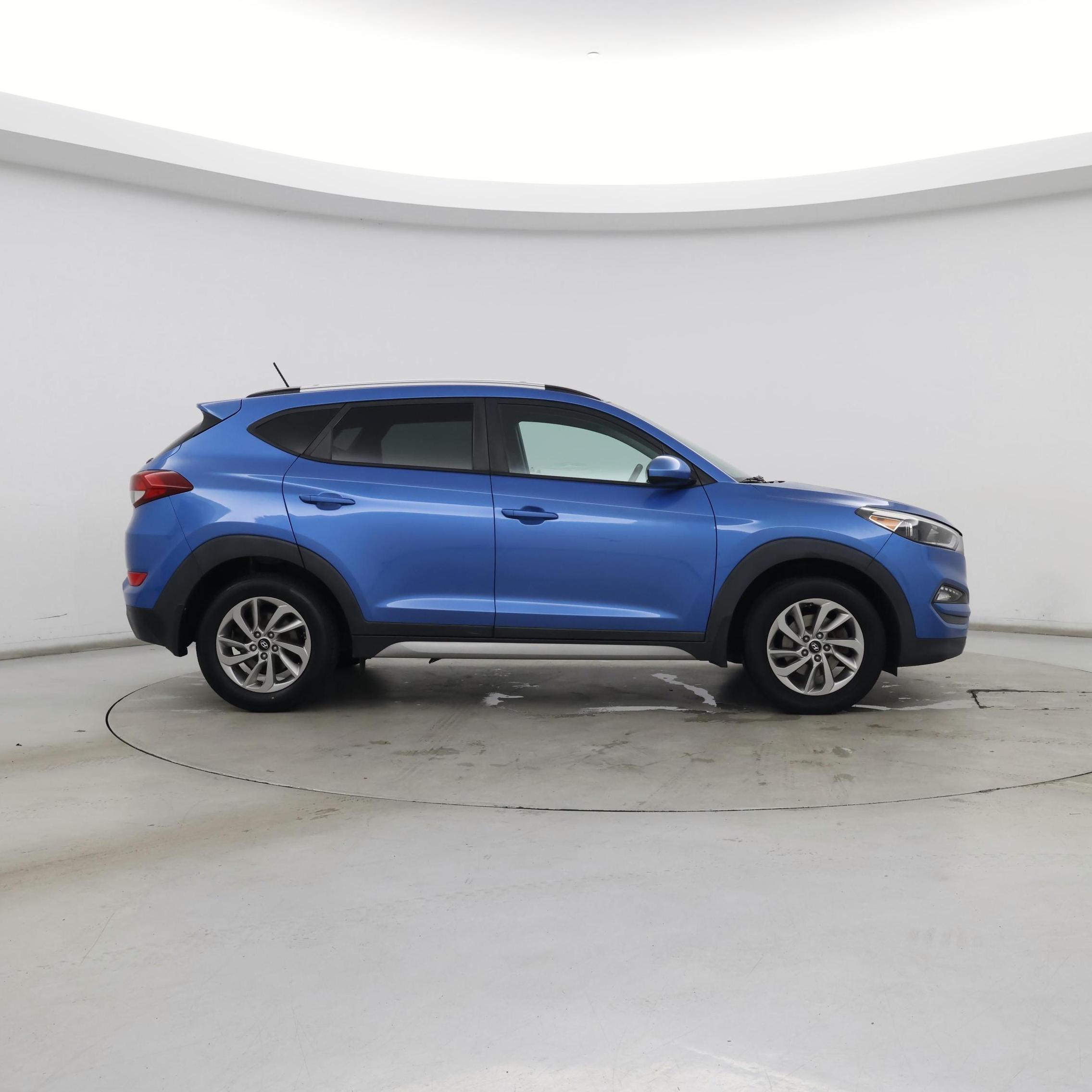 Thumbnail: 2017 Hyundai Tucson - 7