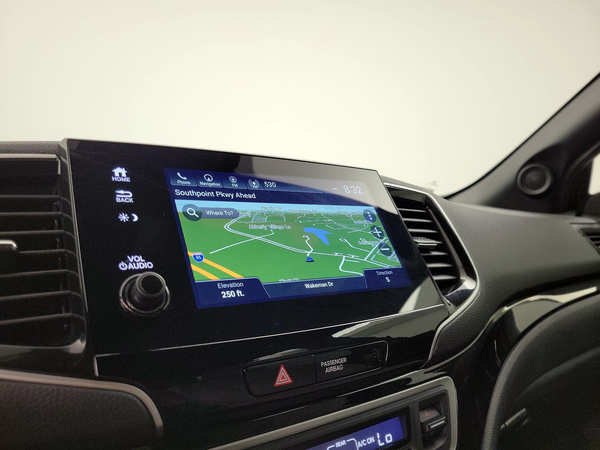 Thumbnail: 2019 Honda Passport - 14
