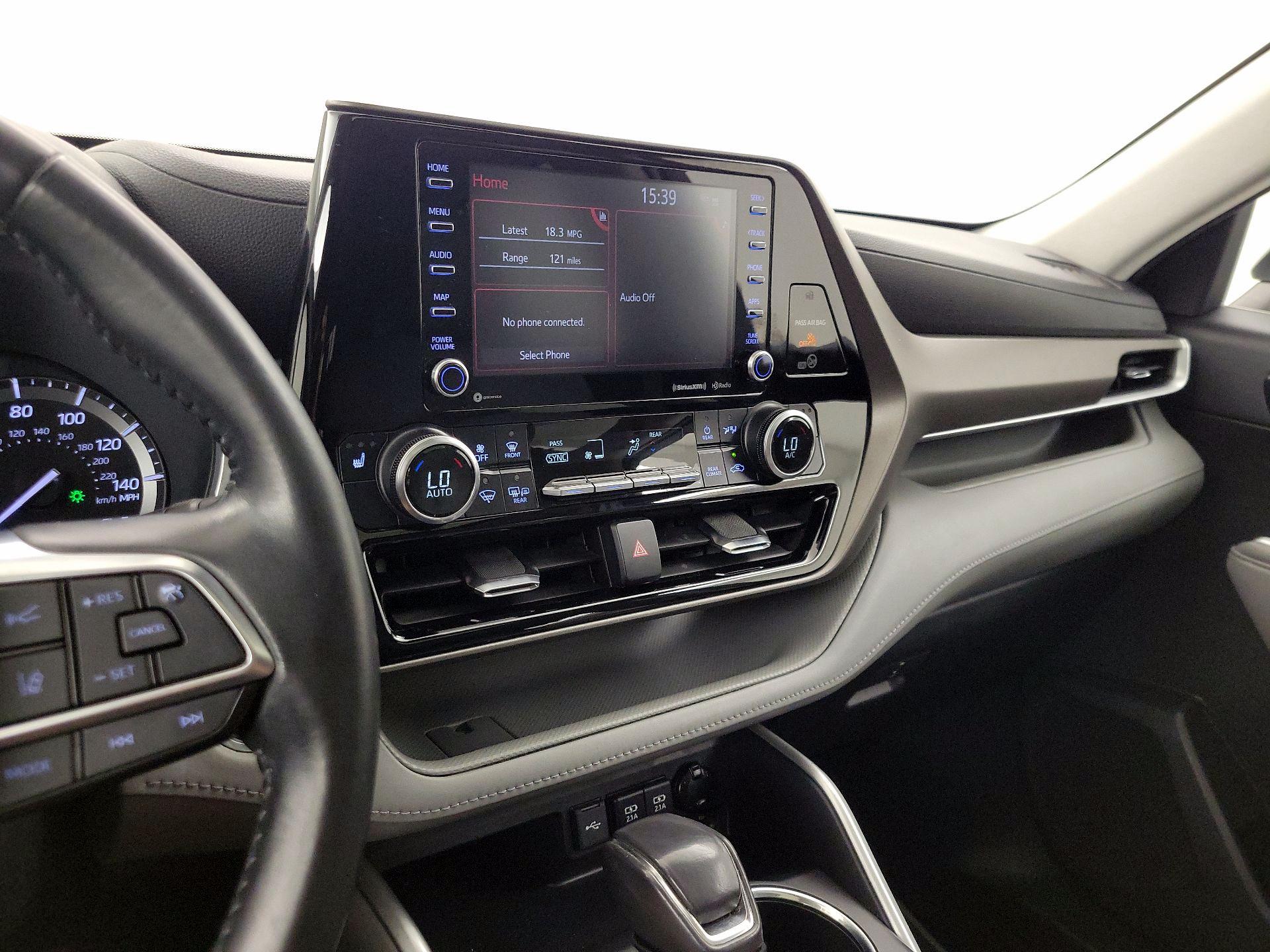 Thumbnail: 2021 Toyota Highlander - 16