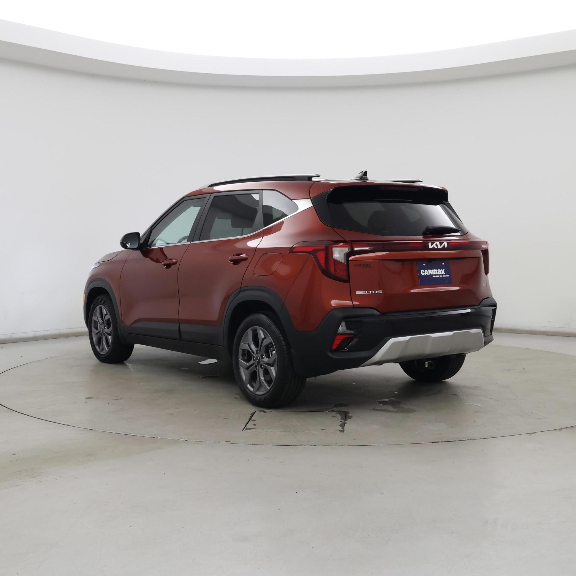 Thumbnail: 2024 Kia Seltos - 2