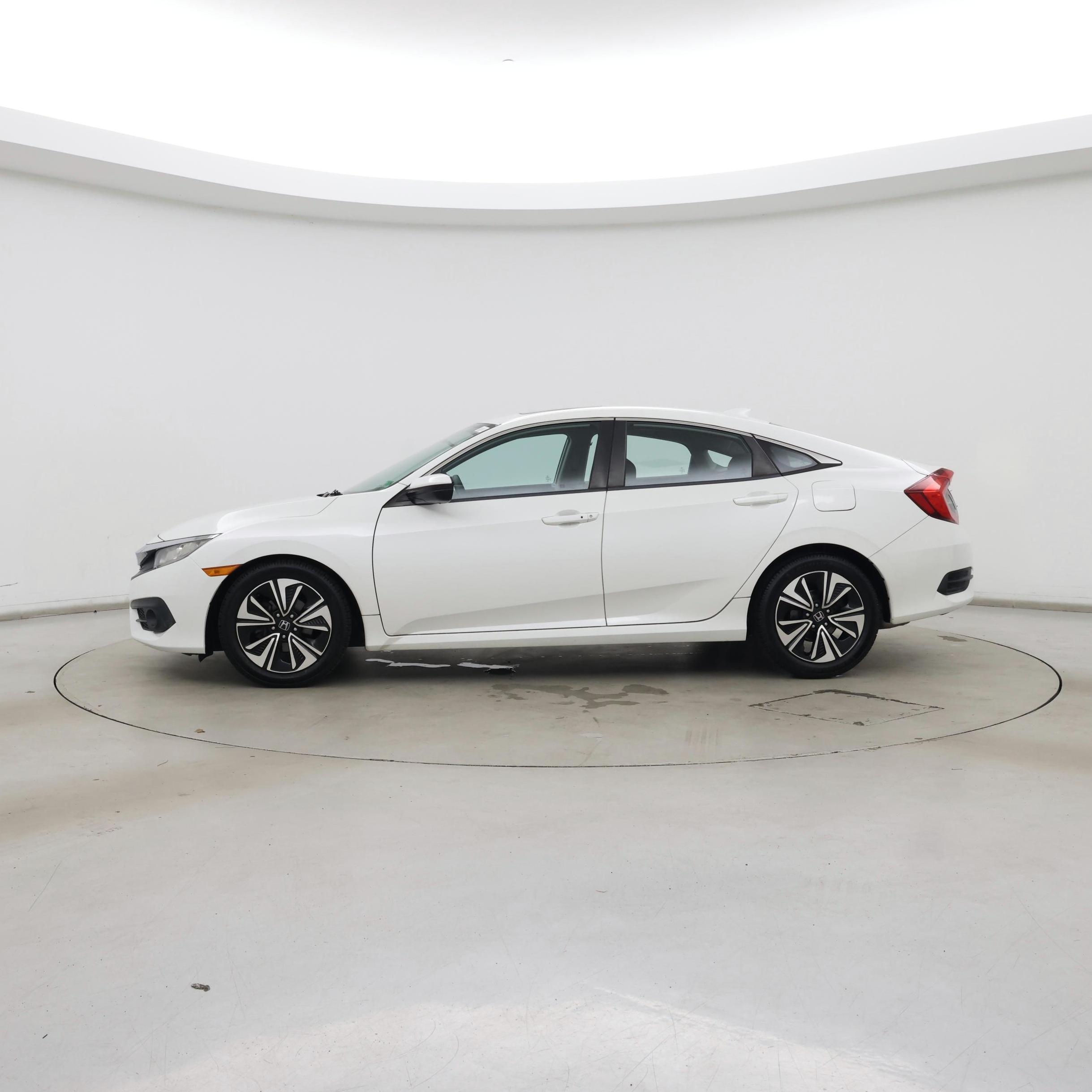 Thumbnail: 2017 Honda Civic - 3