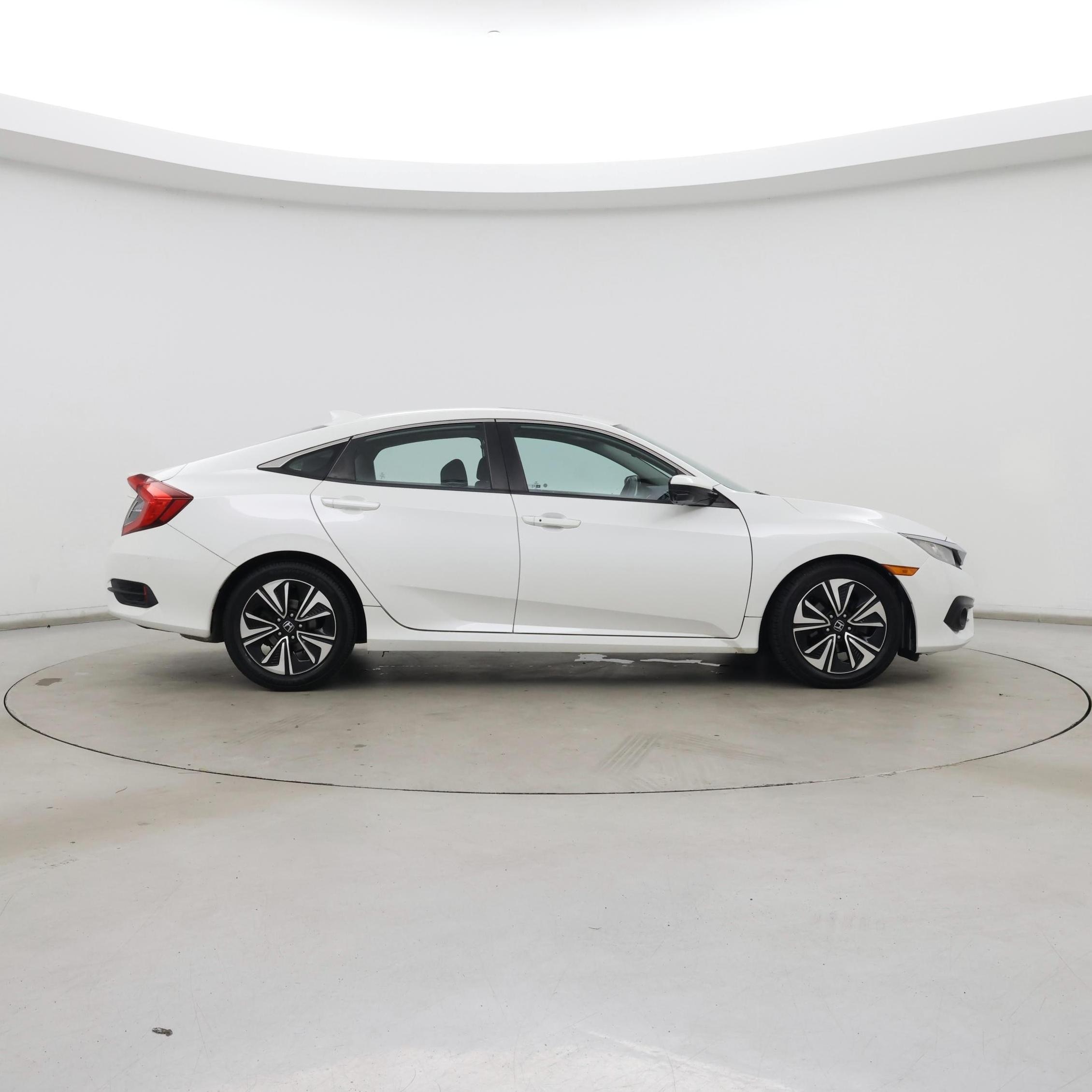 Thumbnail: 2017 Honda Civic - 7