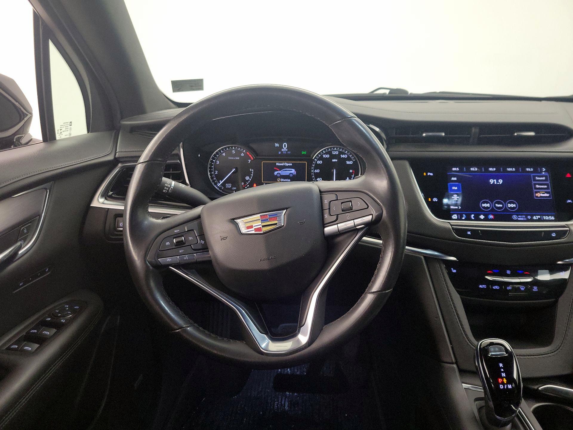 Thumbnail: 2023 Cadillac XT6 - 10