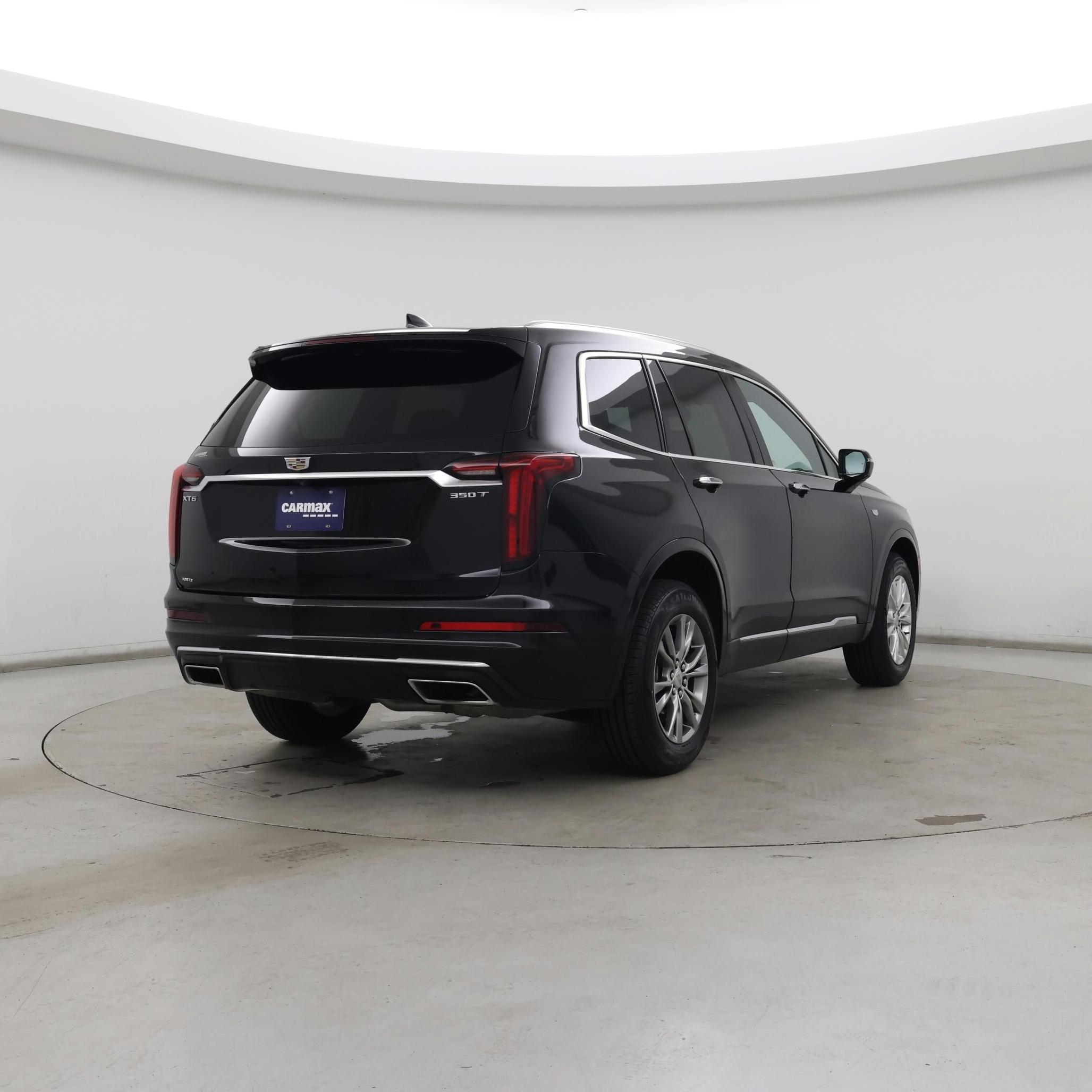 Thumbnail: 2023 Cadillac XT6 - 8