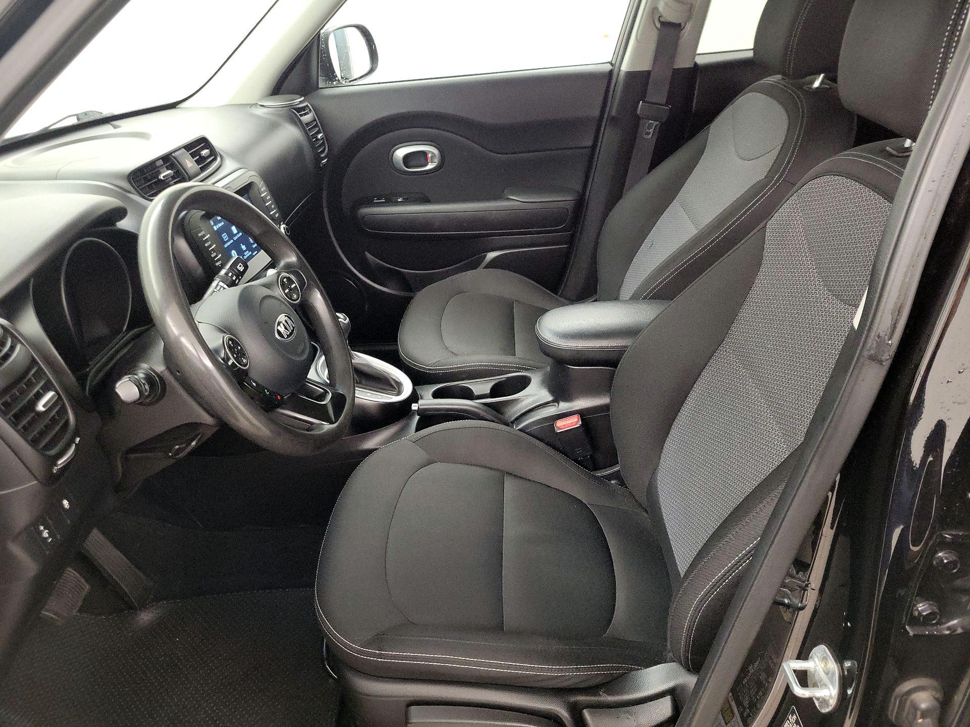 Thumbnail: 2019 Kia Soul - 11