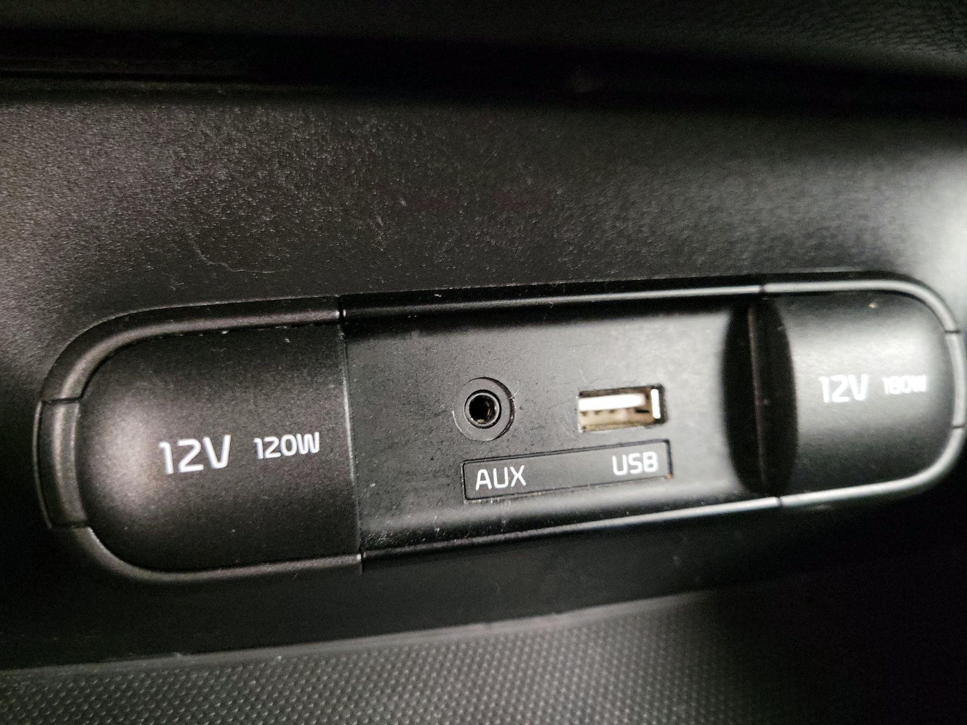 Thumbnail: 2019 Kia Soul - 18
