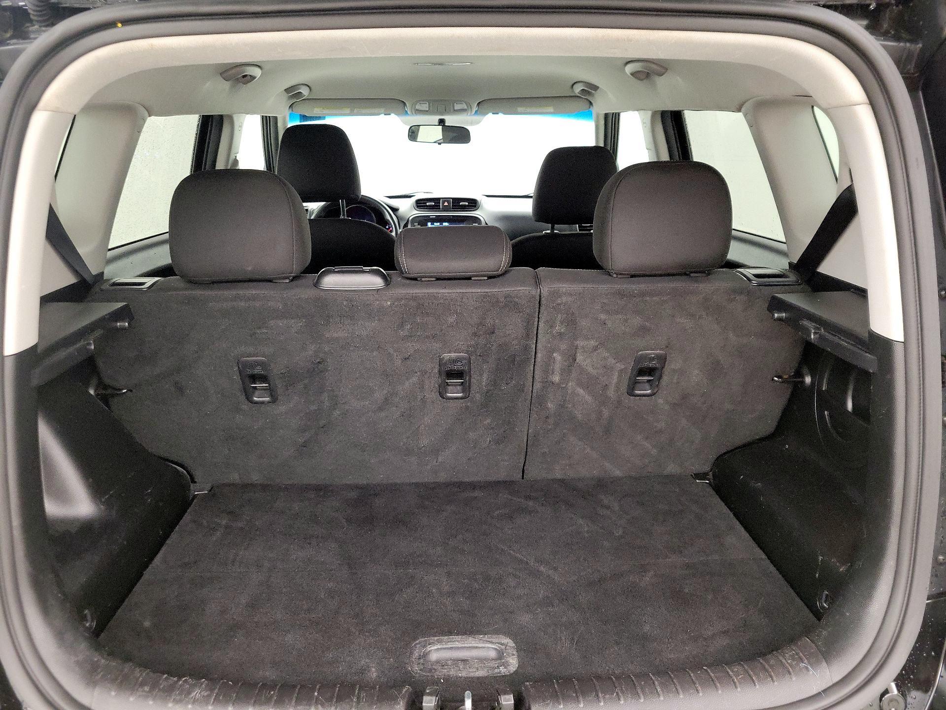 Thumbnail: 2019 Kia Soul - 20