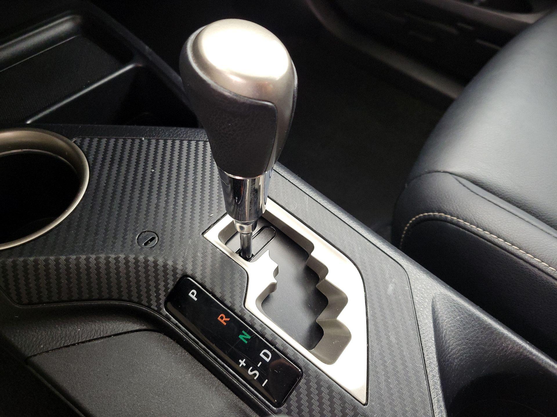 Thumbnail: 2014 Toyota RAV4 - 17