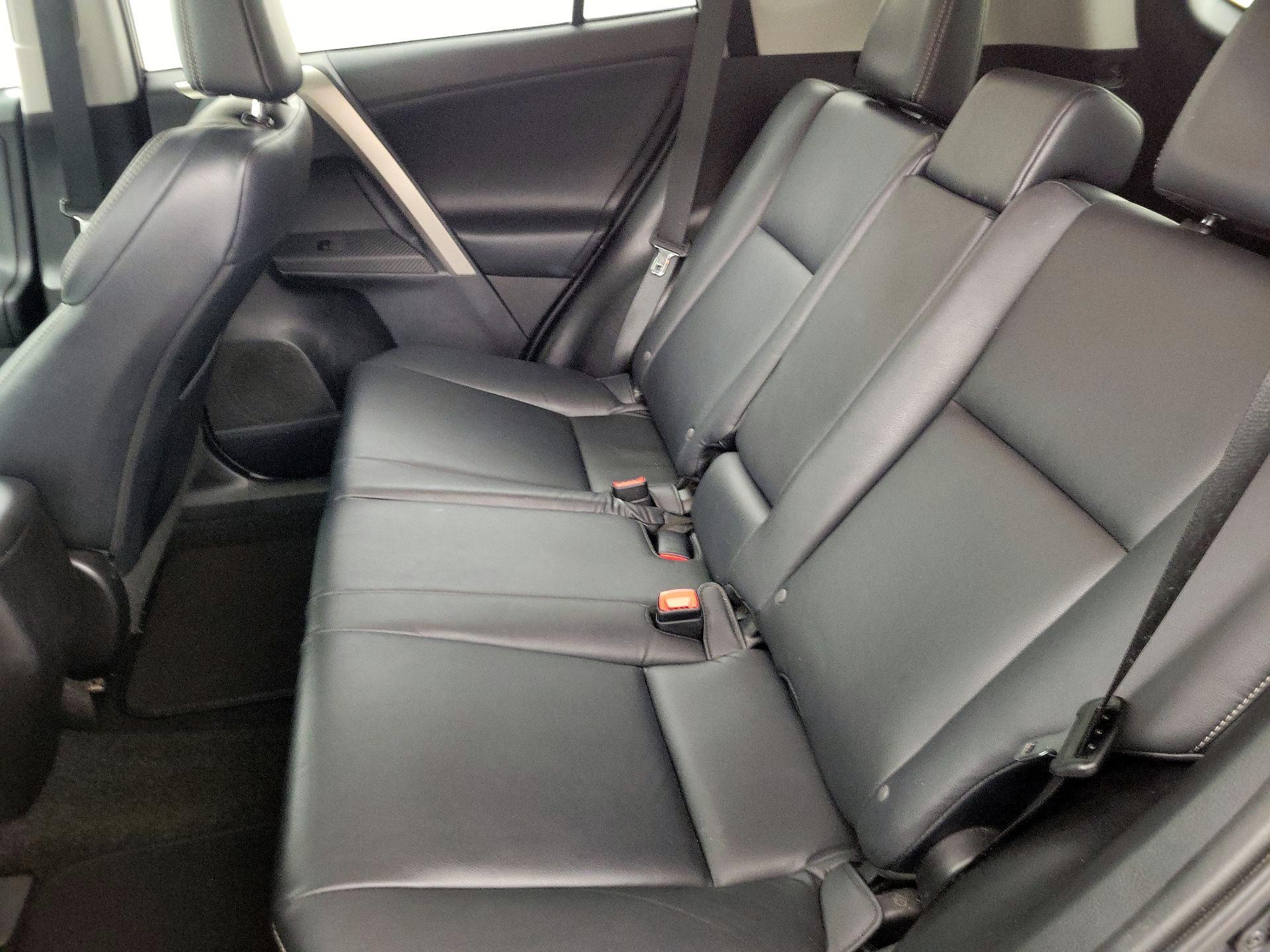 Thumbnail: 2014 Toyota RAV4 - 20