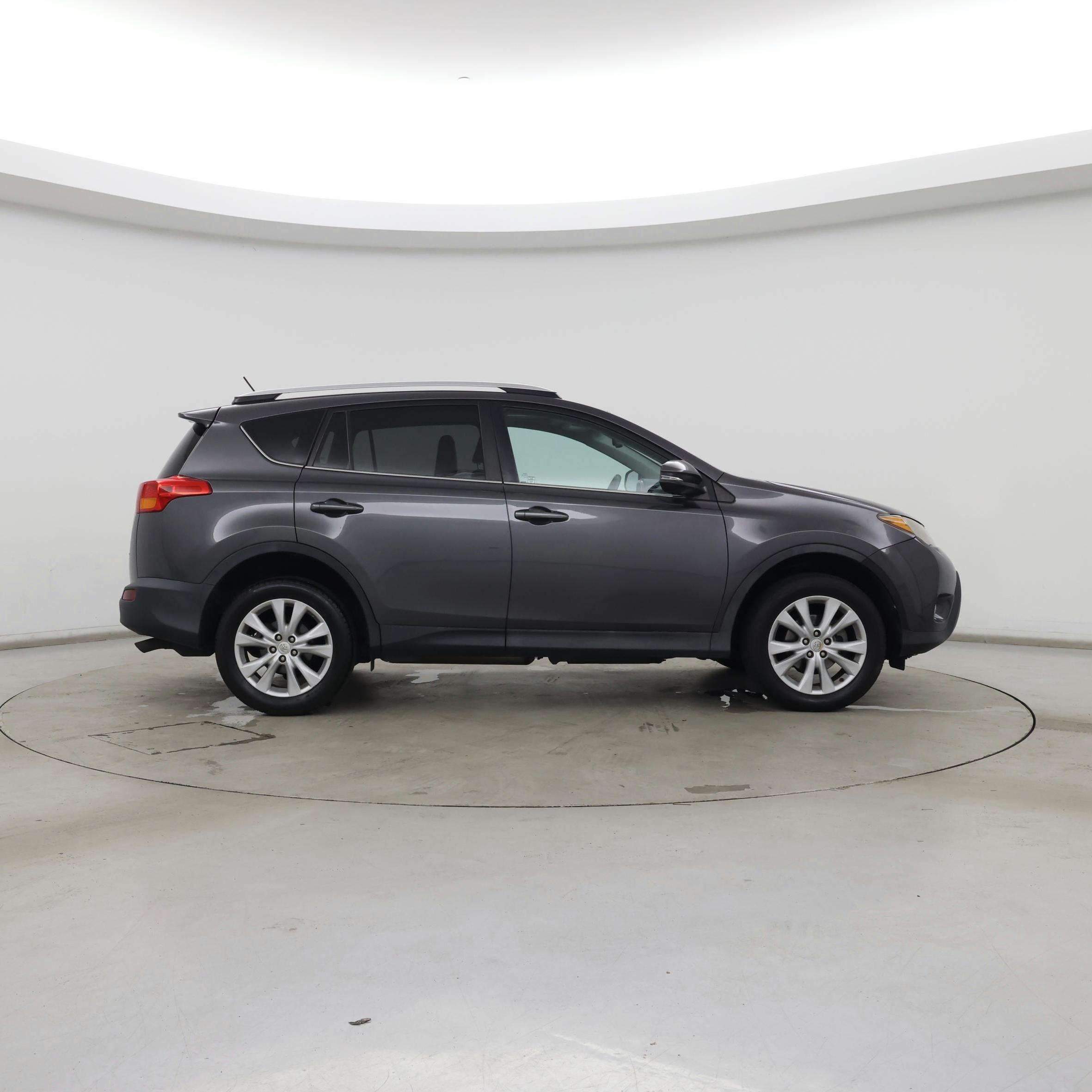 Thumbnail: 2014 Toyota RAV4 - 7
