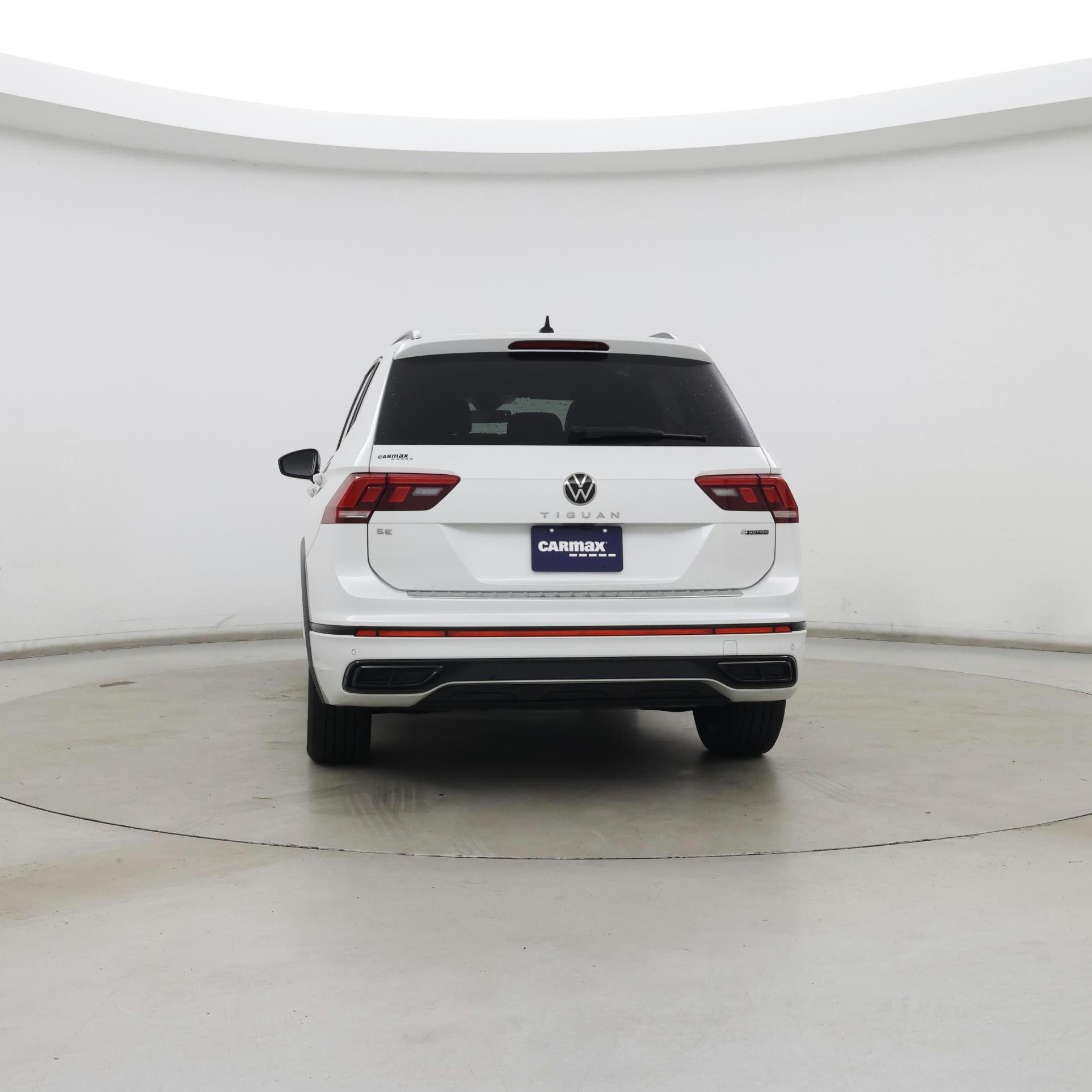 Thumbnail: 2022 Volkswagen Tiguan - 6