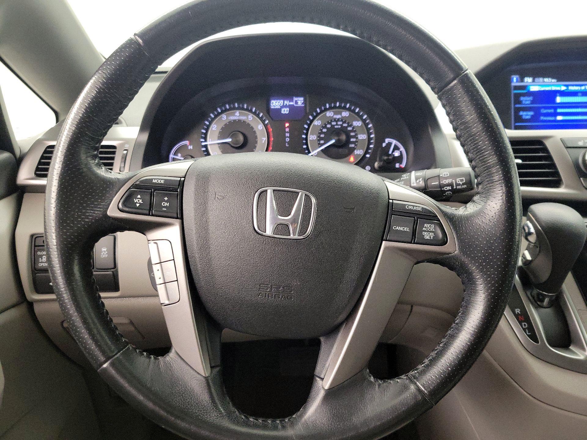 Thumbnail: 2016 Honda Odyssey - 10