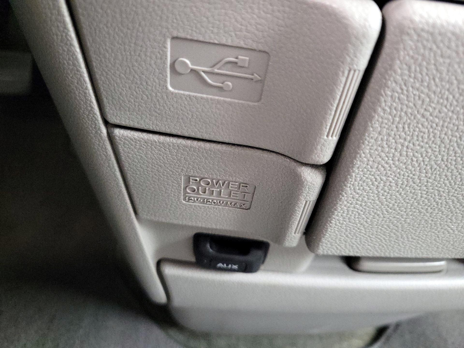 Thumbnail: 2016 Honda Odyssey - 18