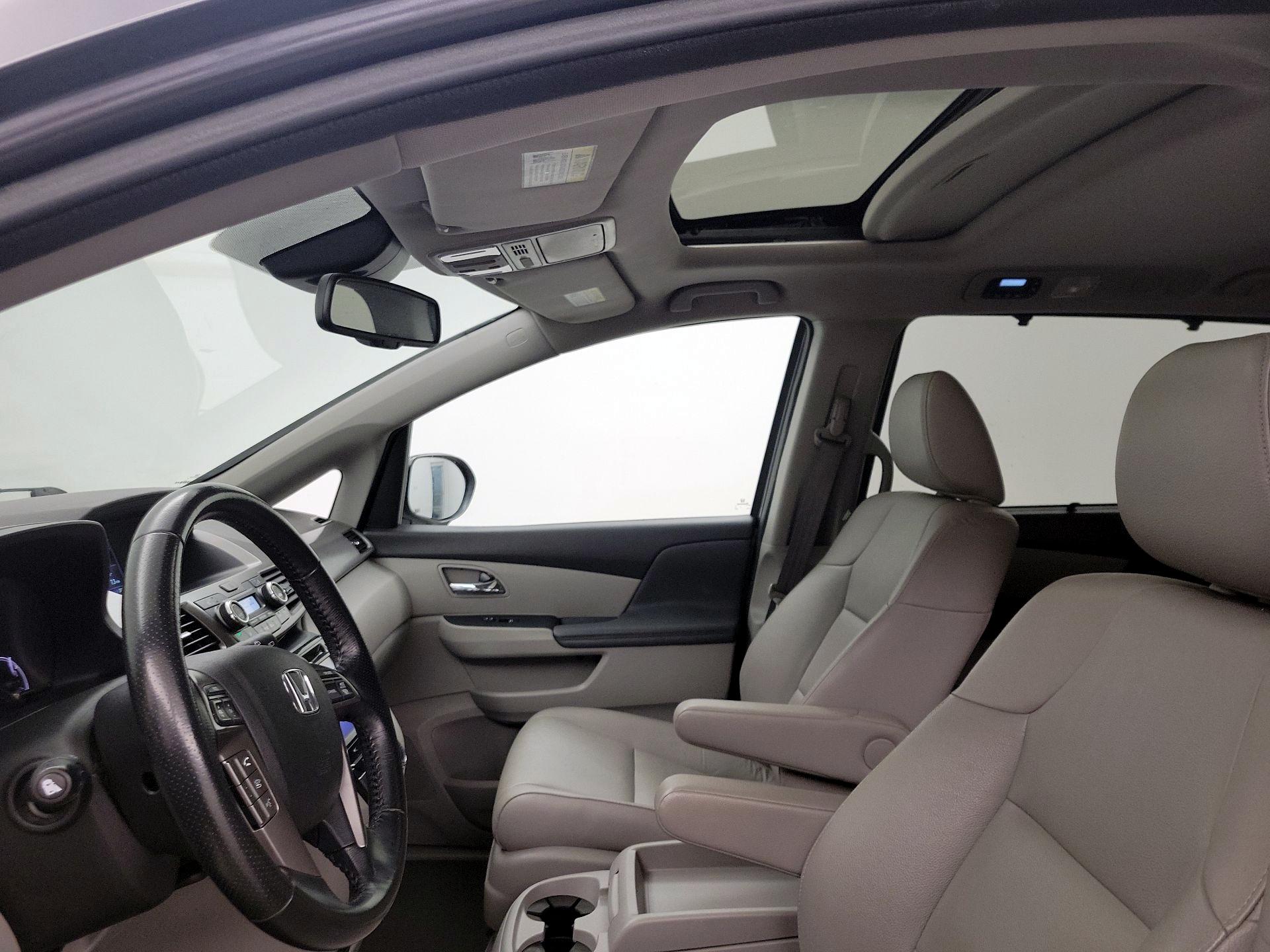 Thumbnail: 2016 Honda Odyssey - 19