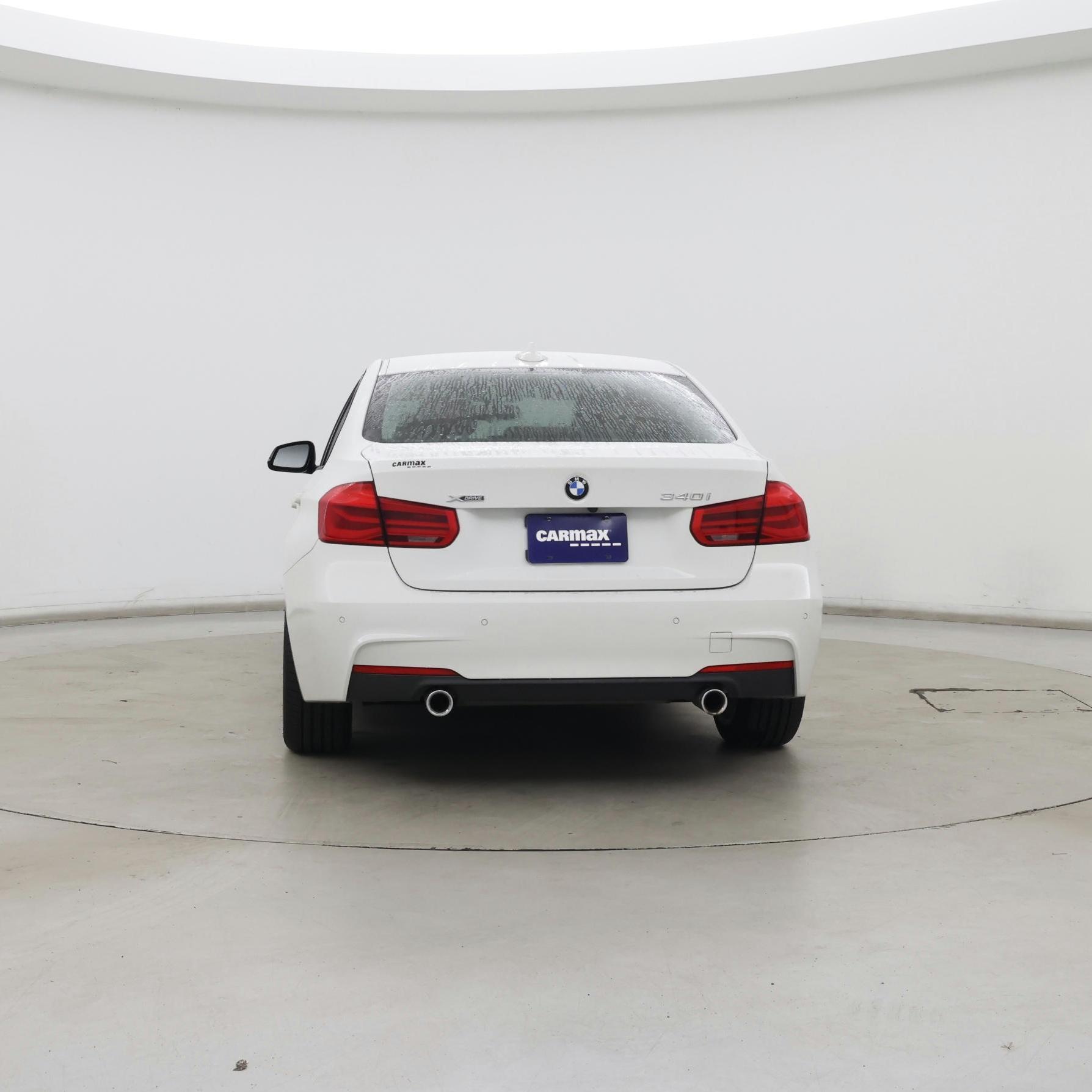 Thumbnail: 2016 BMW 3 Series - 6