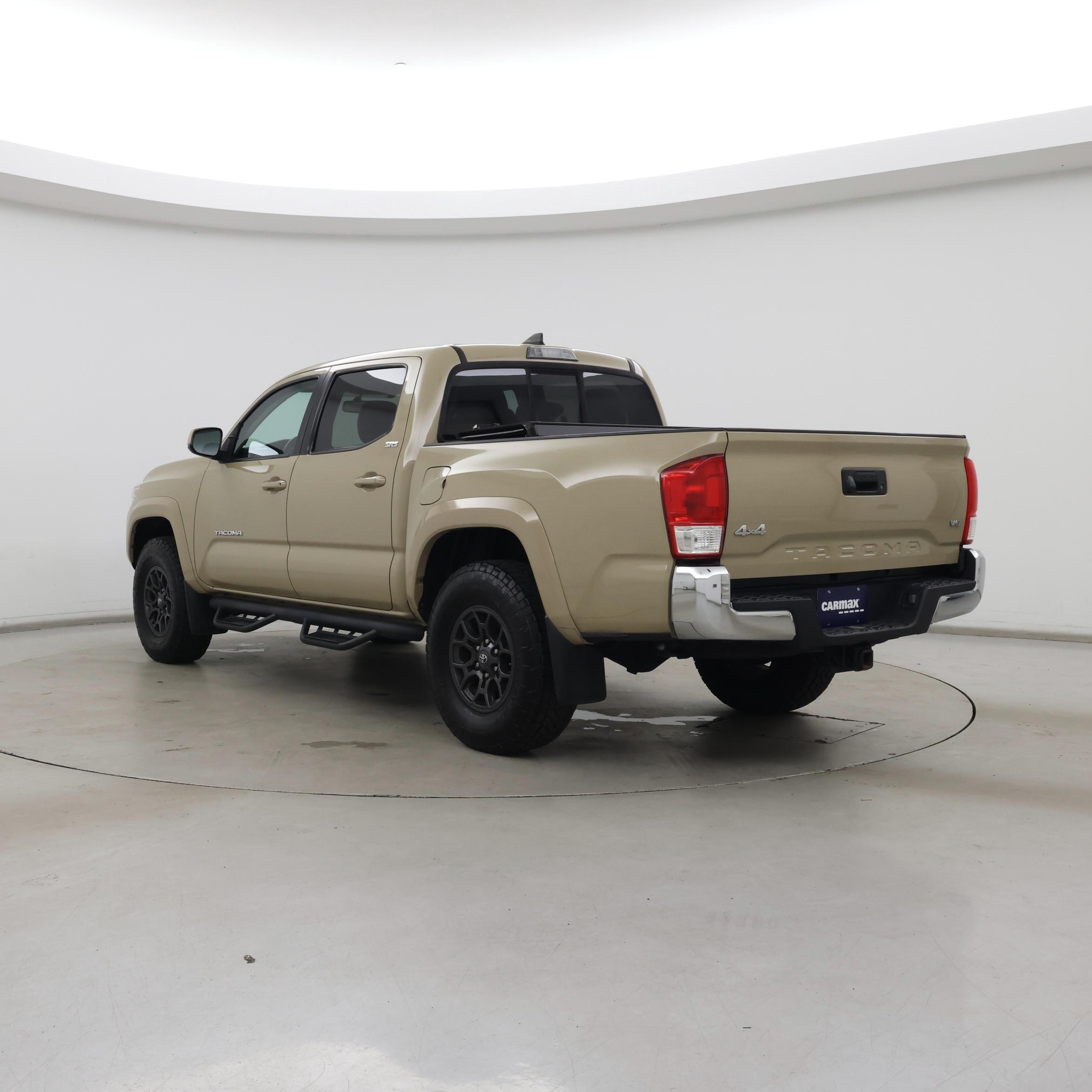 Thumbnail: 2017 Toyota Tacoma - 2