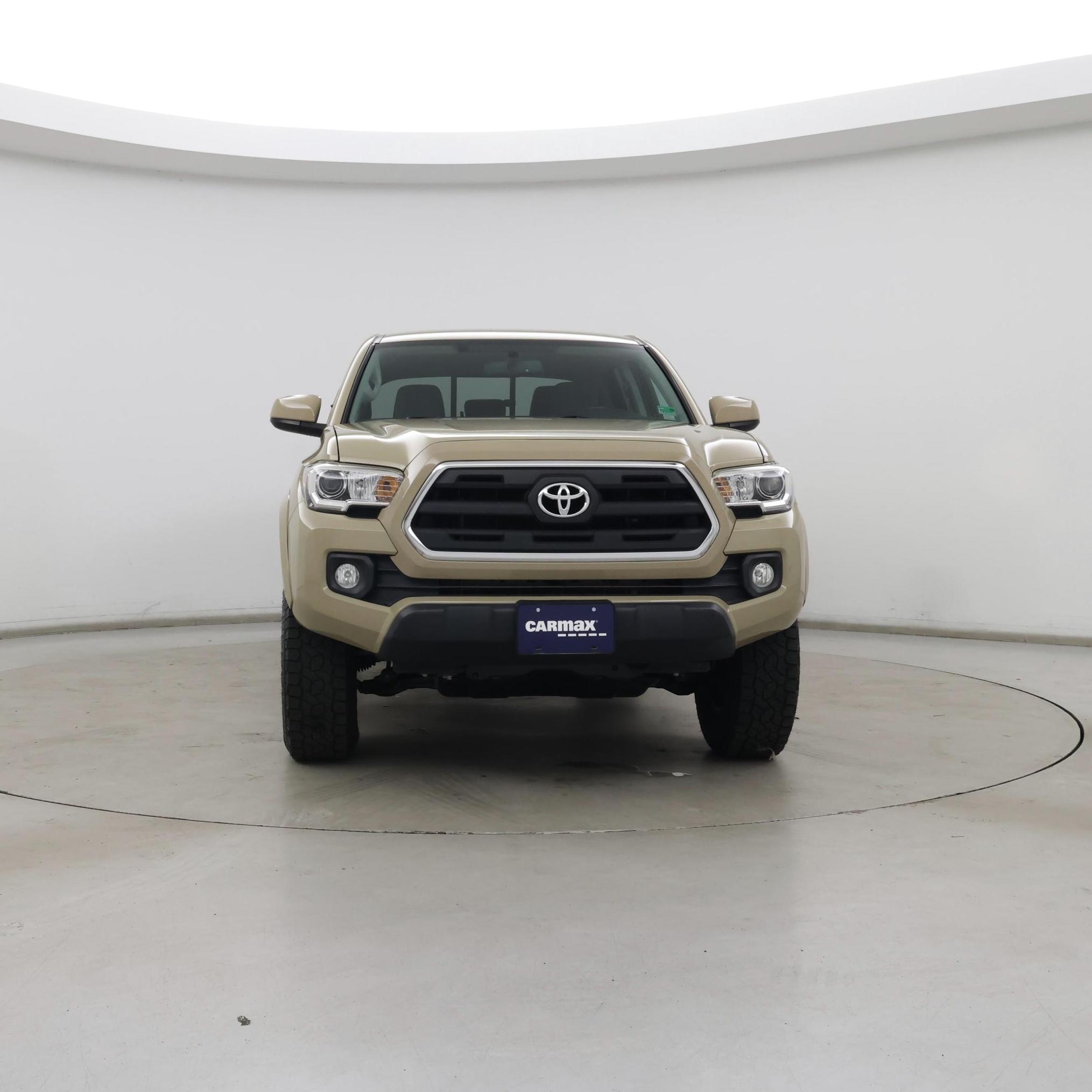 Thumbnail: 2017 Toyota Tacoma - 5