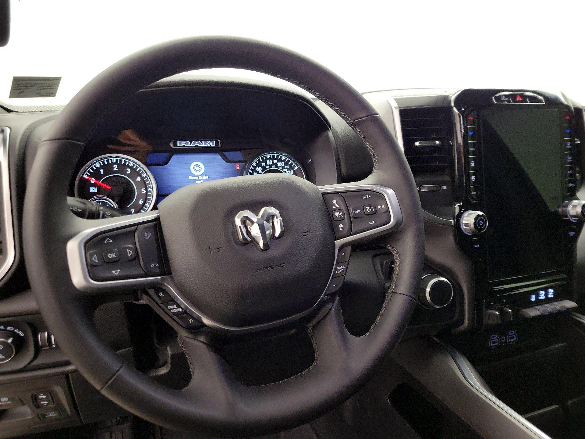 Thumbnail: 2025 RAM 1500 - 10