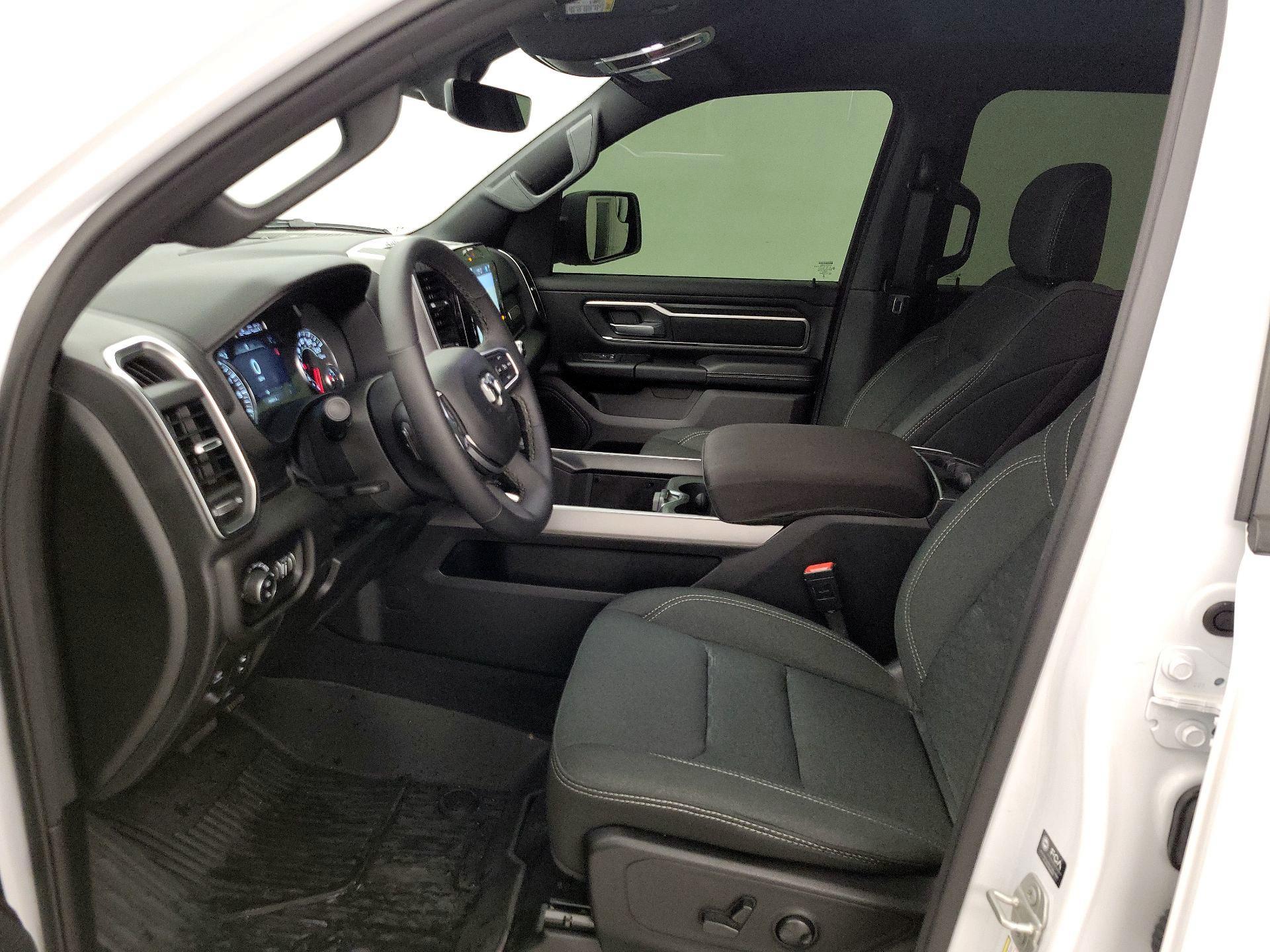 Thumbnail: 2025 RAM 1500 - 11