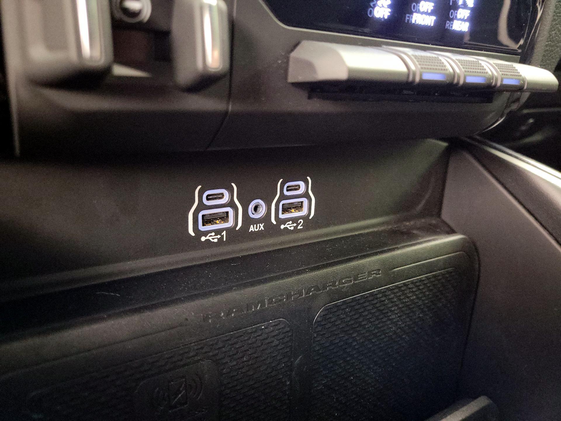 Thumbnail: 2025 RAM 1500 - 19