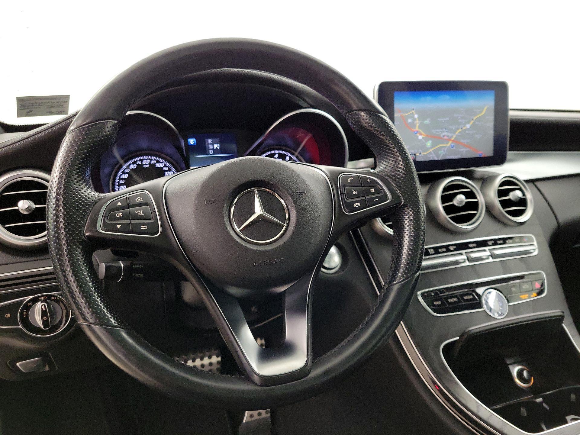 Thumbnail: 2016 Mercedes-Benz C-Class - 10