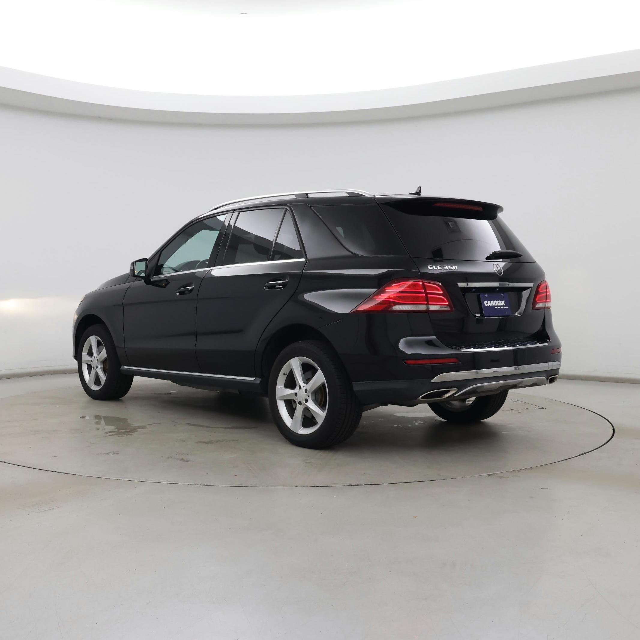 Thumbnail: 2016 Mercedes-Benz GLE - 2
