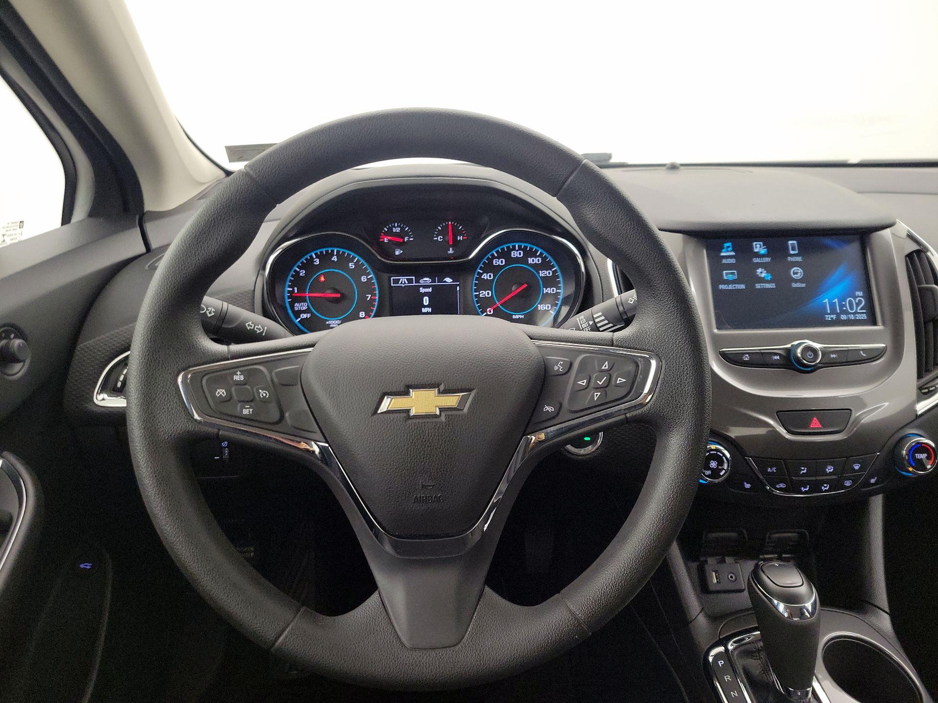 Thumbnail: 2016 Chevrolet Cruze - 10
