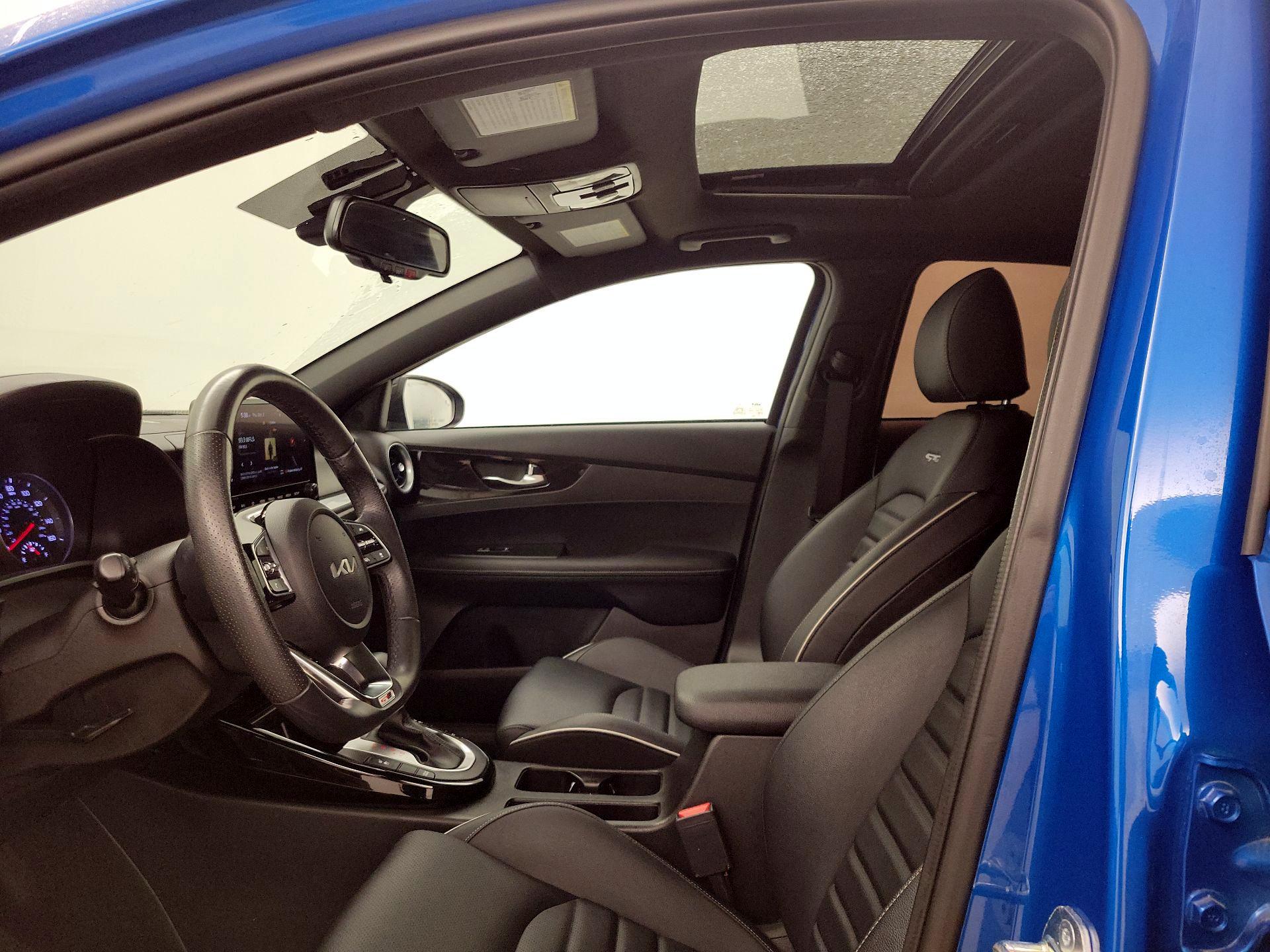 Thumbnail: 2023 Kia Forte - 20