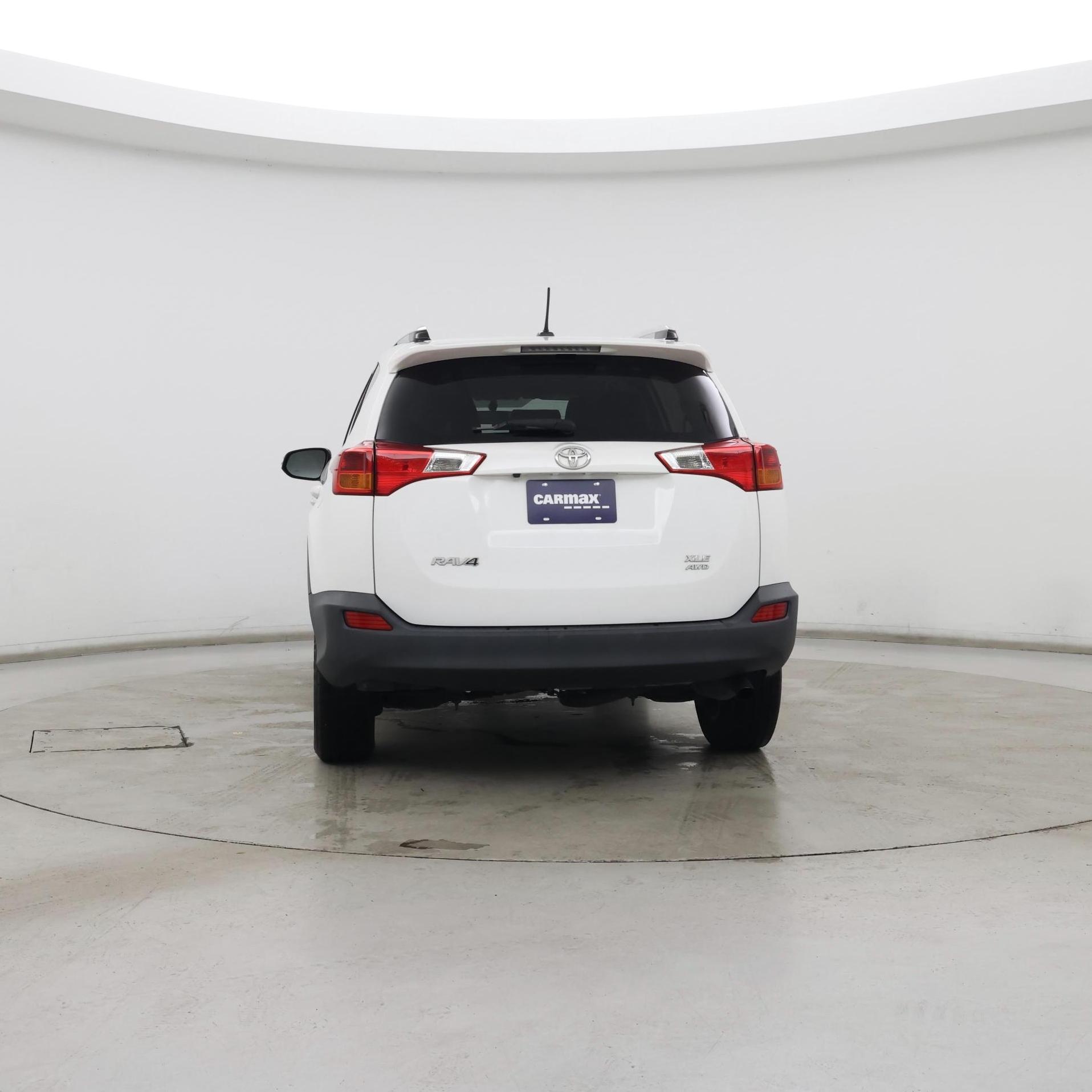 Thumbnail: 2015 Toyota RAV4 - 6