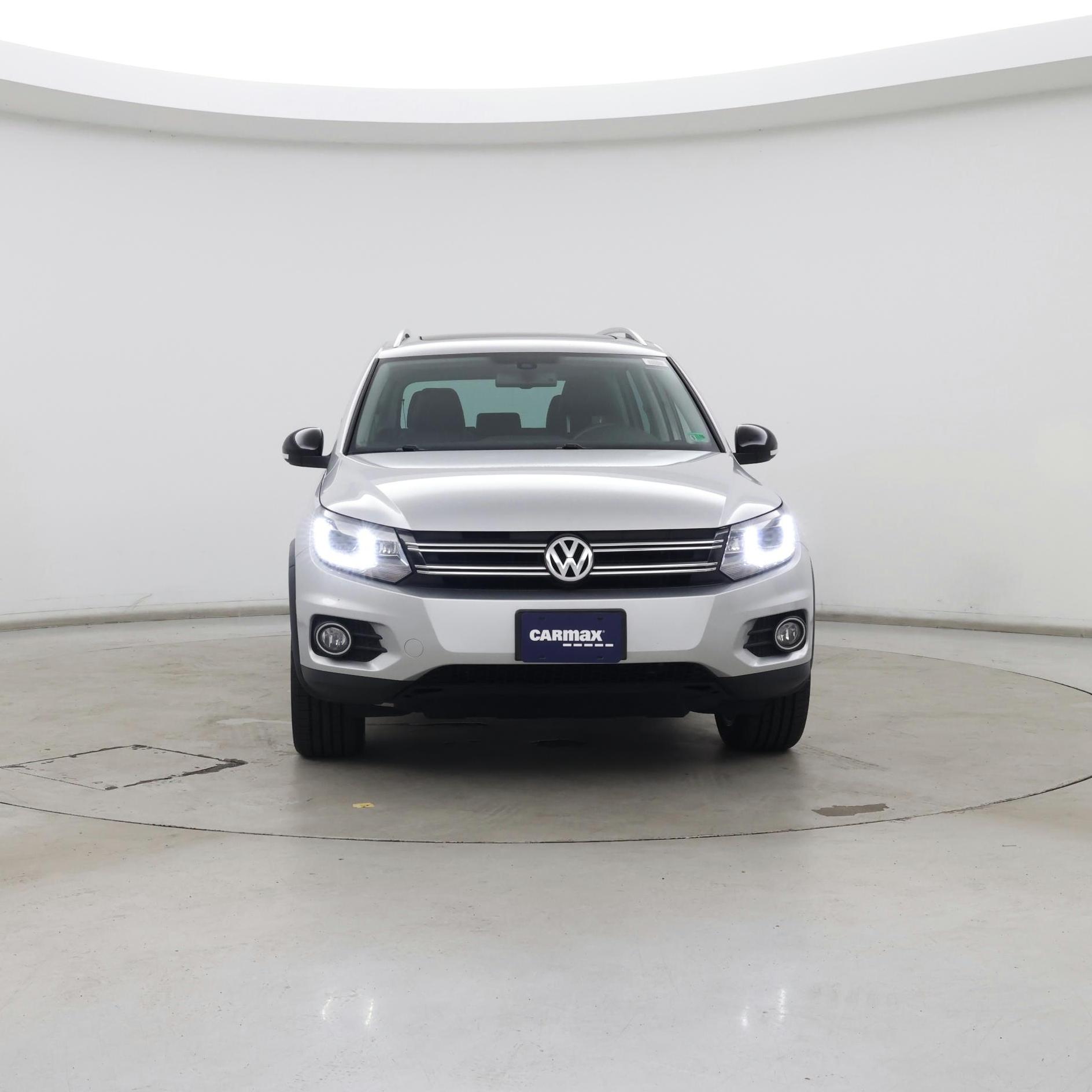 Thumbnail: 2017 Volkswagen Tiguan - 5