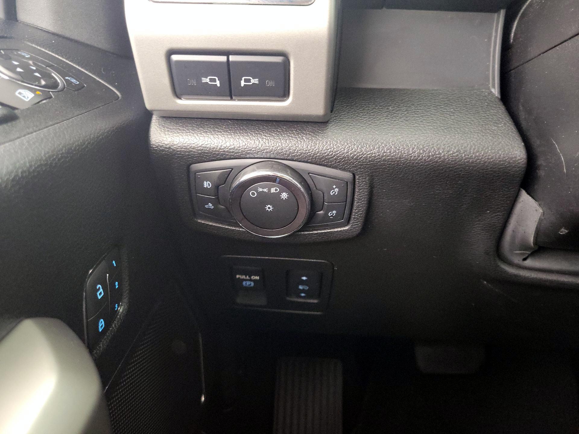 Thumbnail: 2019 Ford F-150 - 13