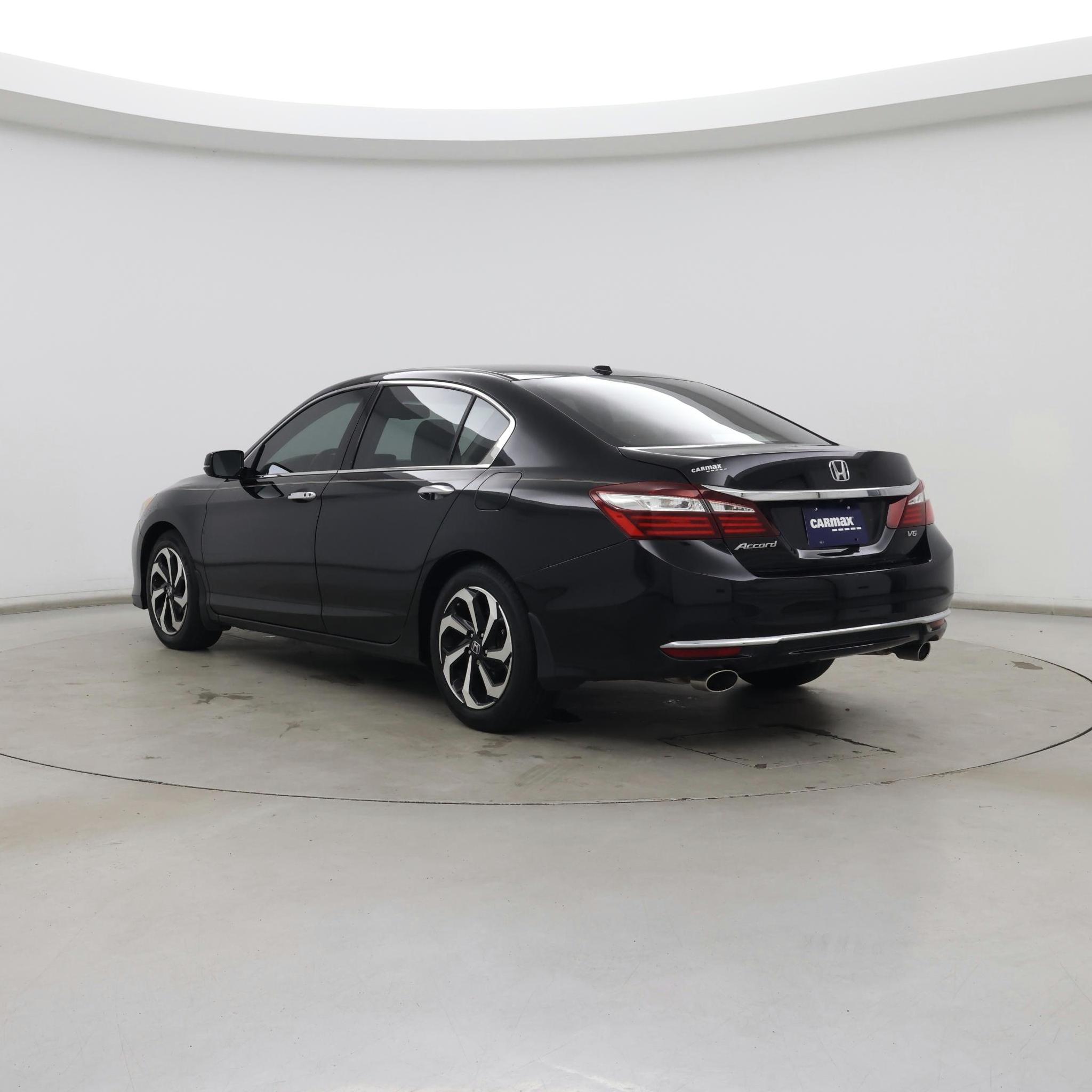 Thumbnail: 2017 Honda Accord - 2