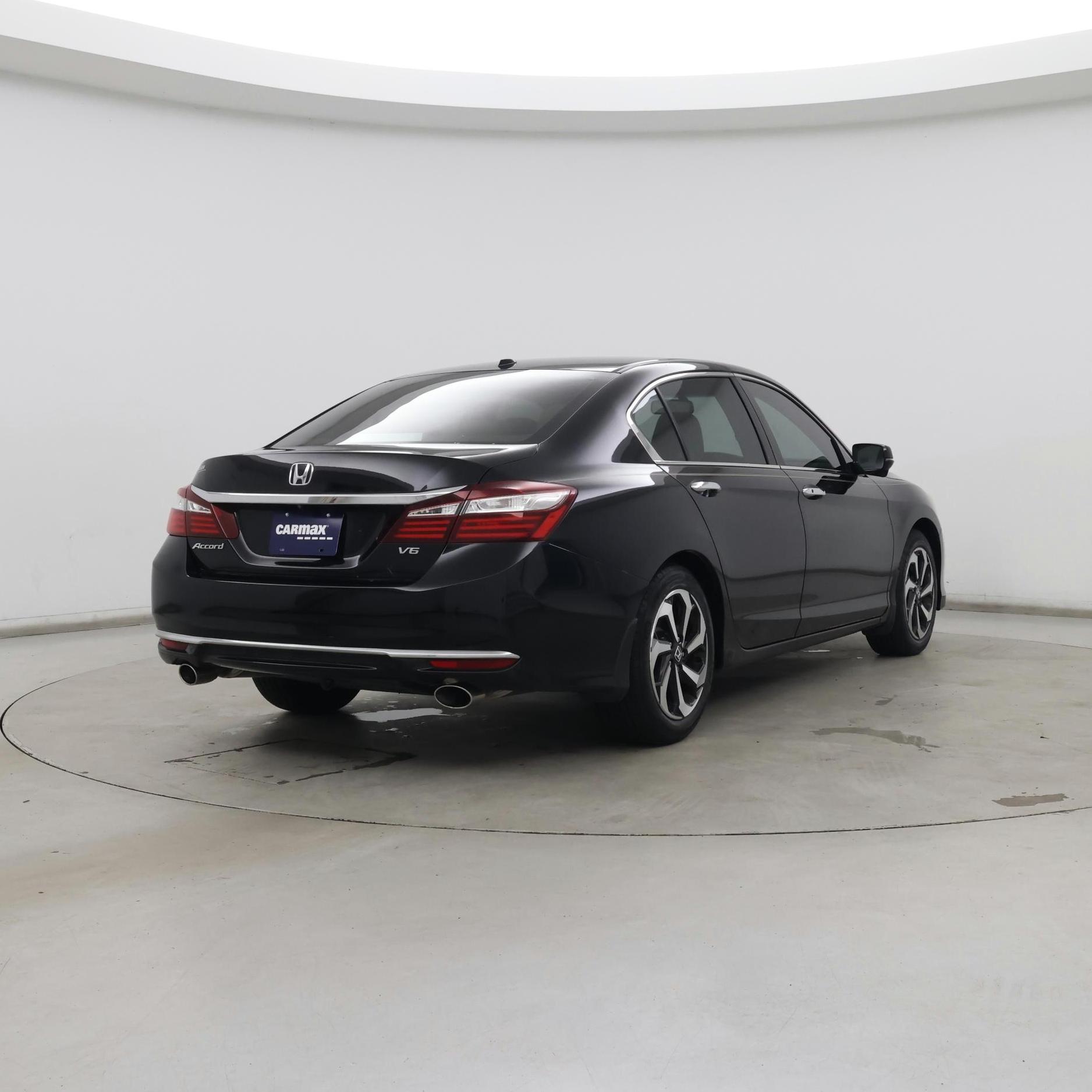 Thumbnail: 2017 Honda Accord - 8