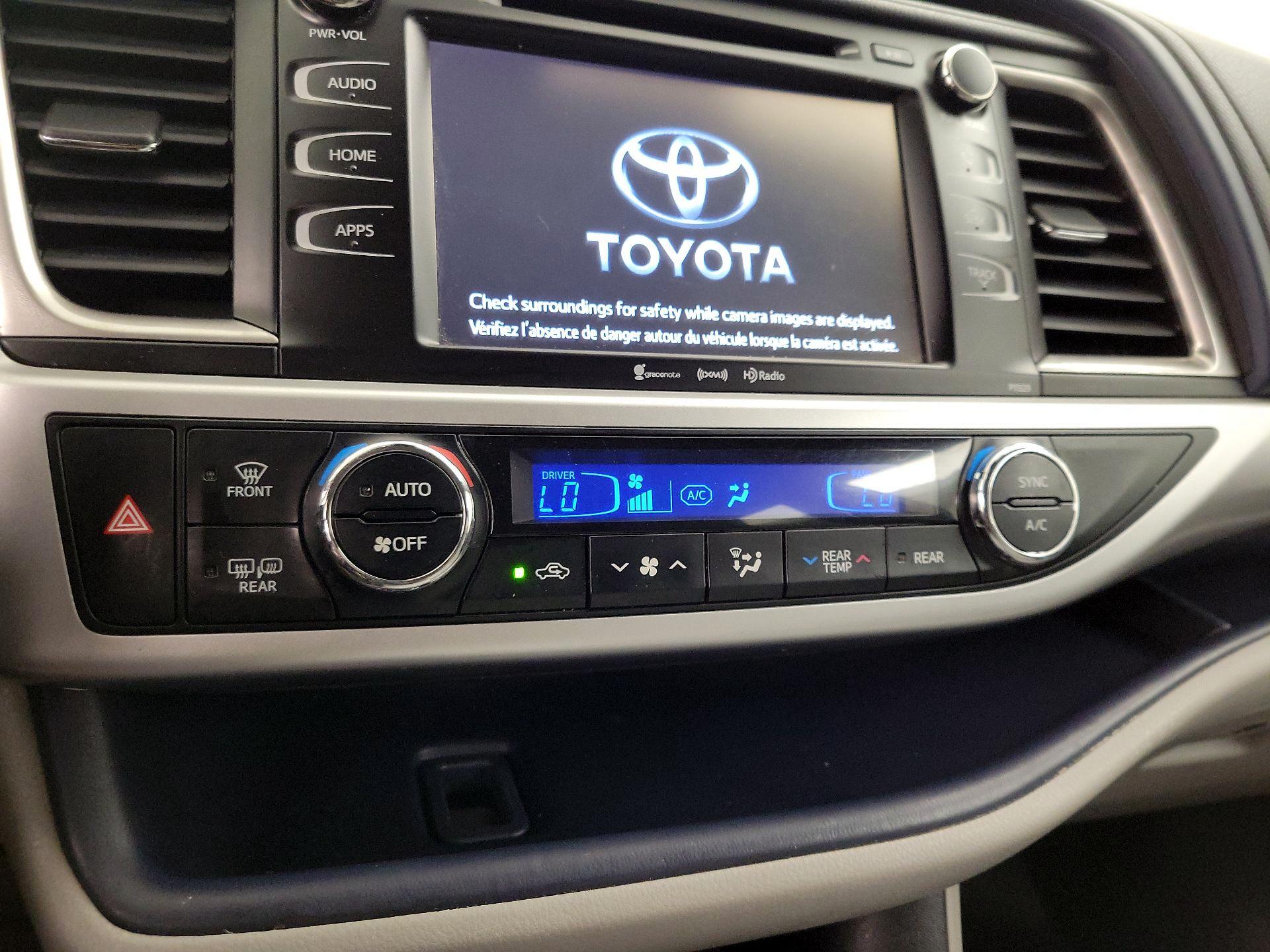 Thumbnail: 2017 Toyota Highlander - 16
