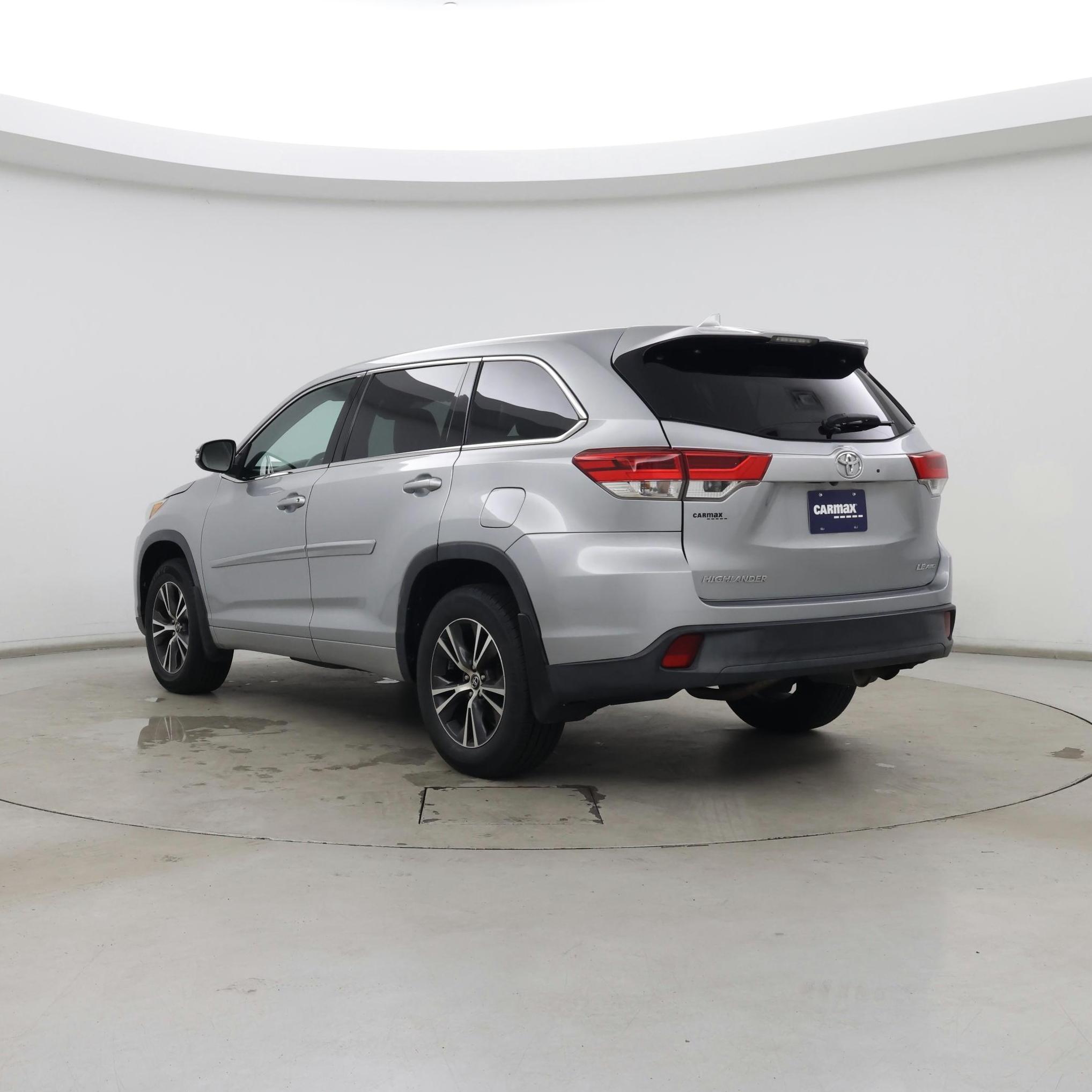 Thumbnail: 2017 Toyota Highlander - 2