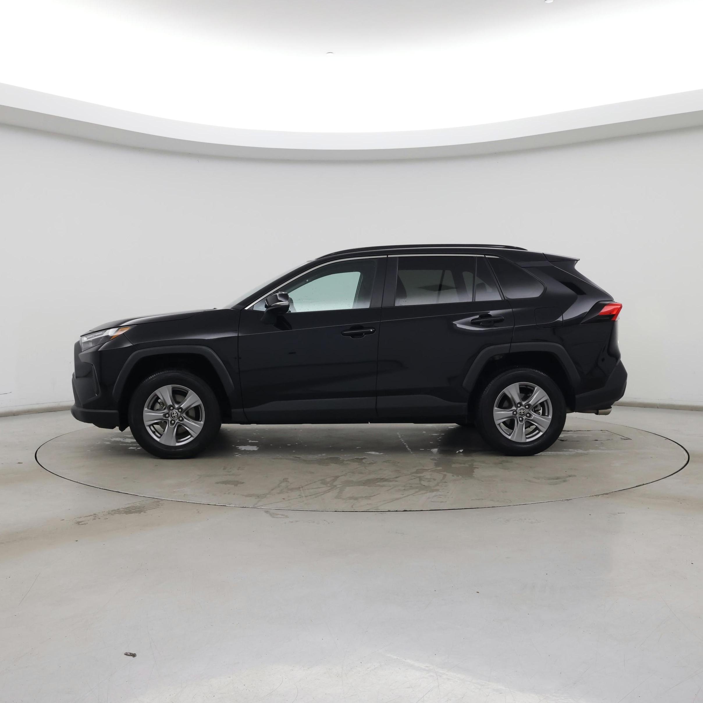 Thumbnail: 2024 Toyota RAV4 - 3