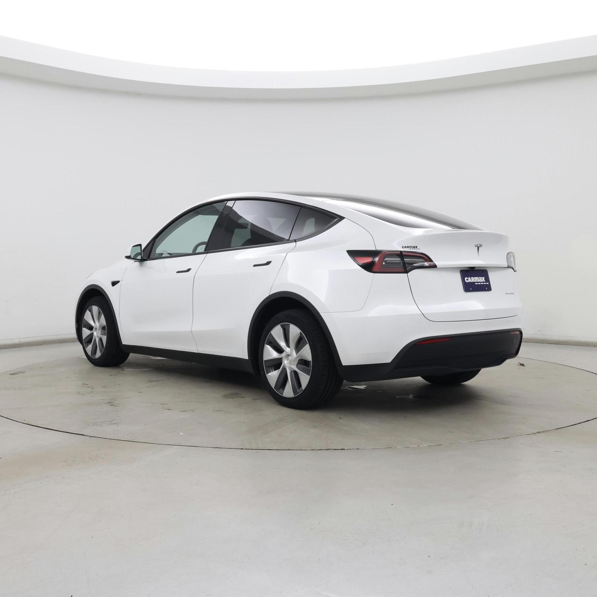 Thumbnail: 2023 Tesla Model Y - 2