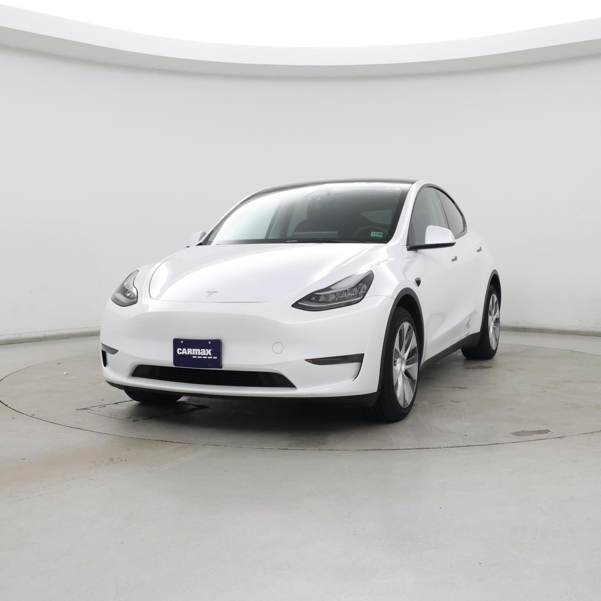 Thumbnail: 2023 Tesla Model Y - 4