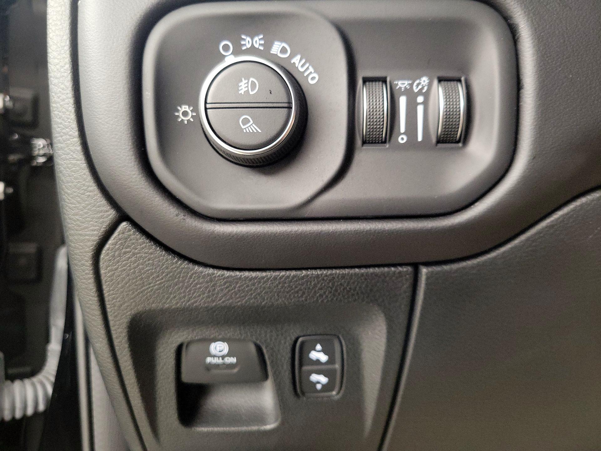 Thumbnail: 2023 RAM 1500 - 13