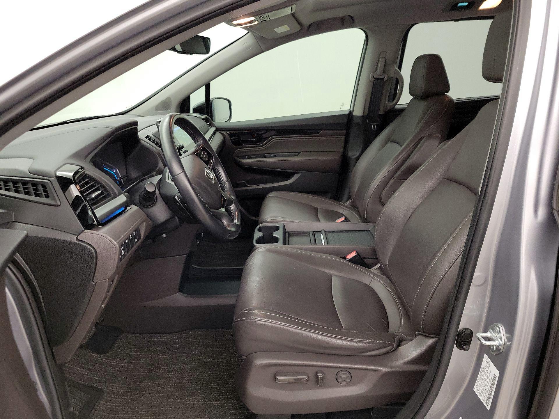 Thumbnail: 2022 Honda Odyssey - 11
