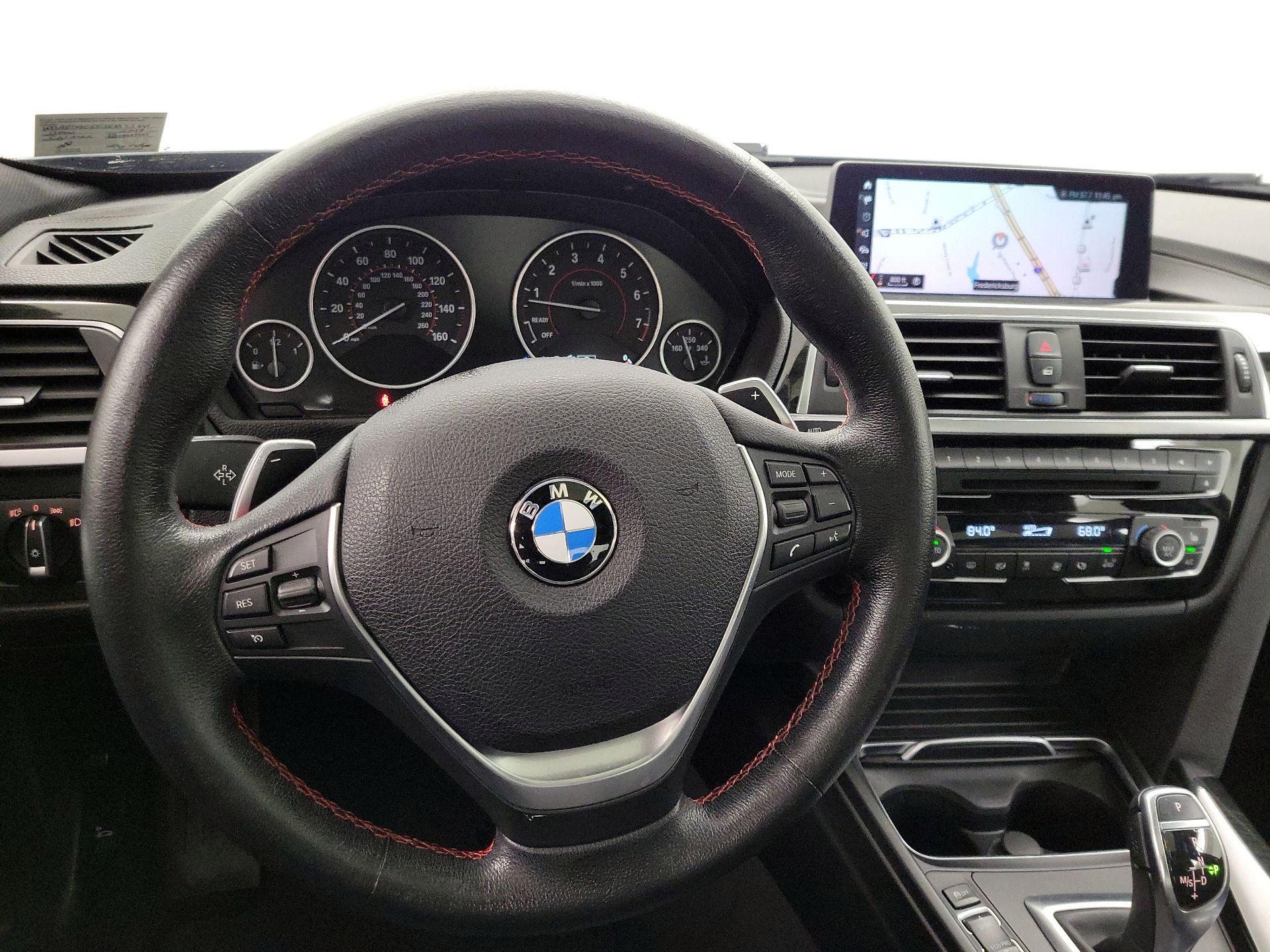 Thumbnail: 2018 BMW 3 Series - 10
