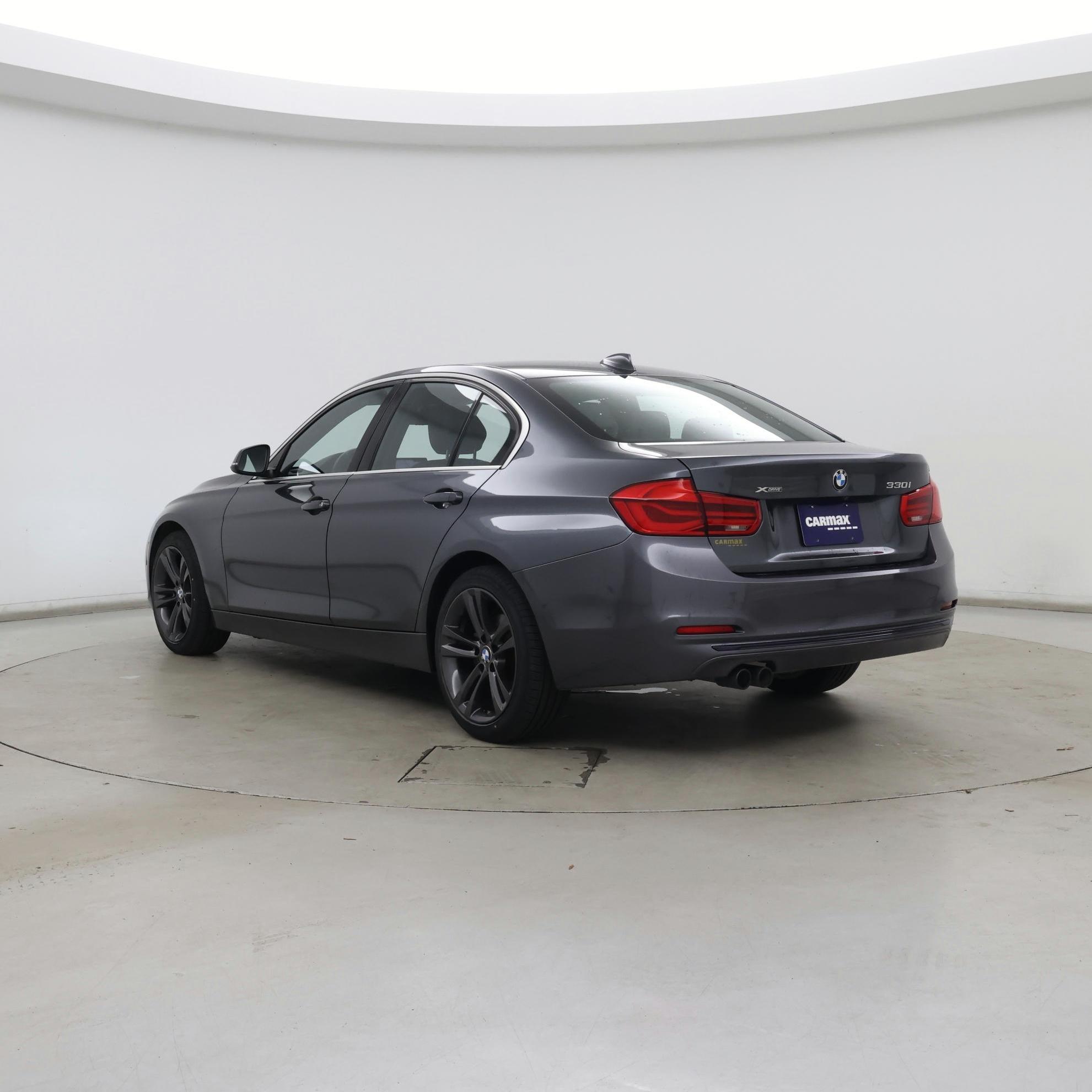 Thumbnail: 2018 BMW 3 Series - 2