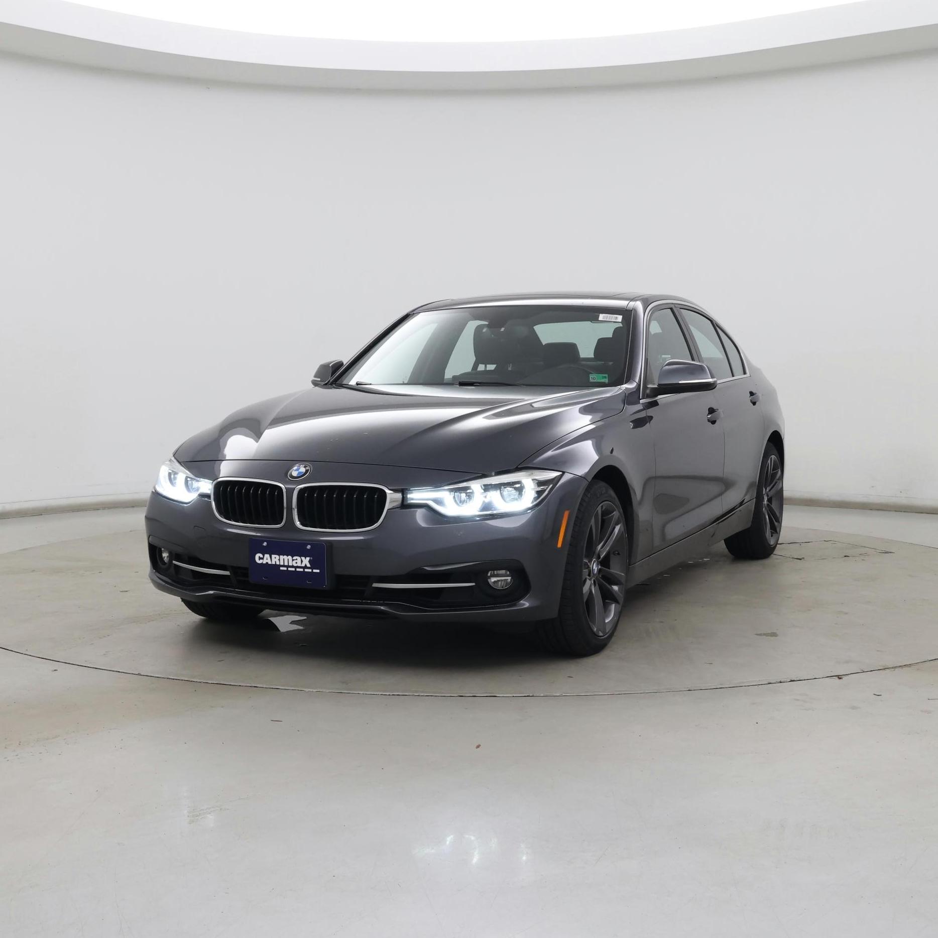 Thumbnail: 2018 BMW 3 Series - 4