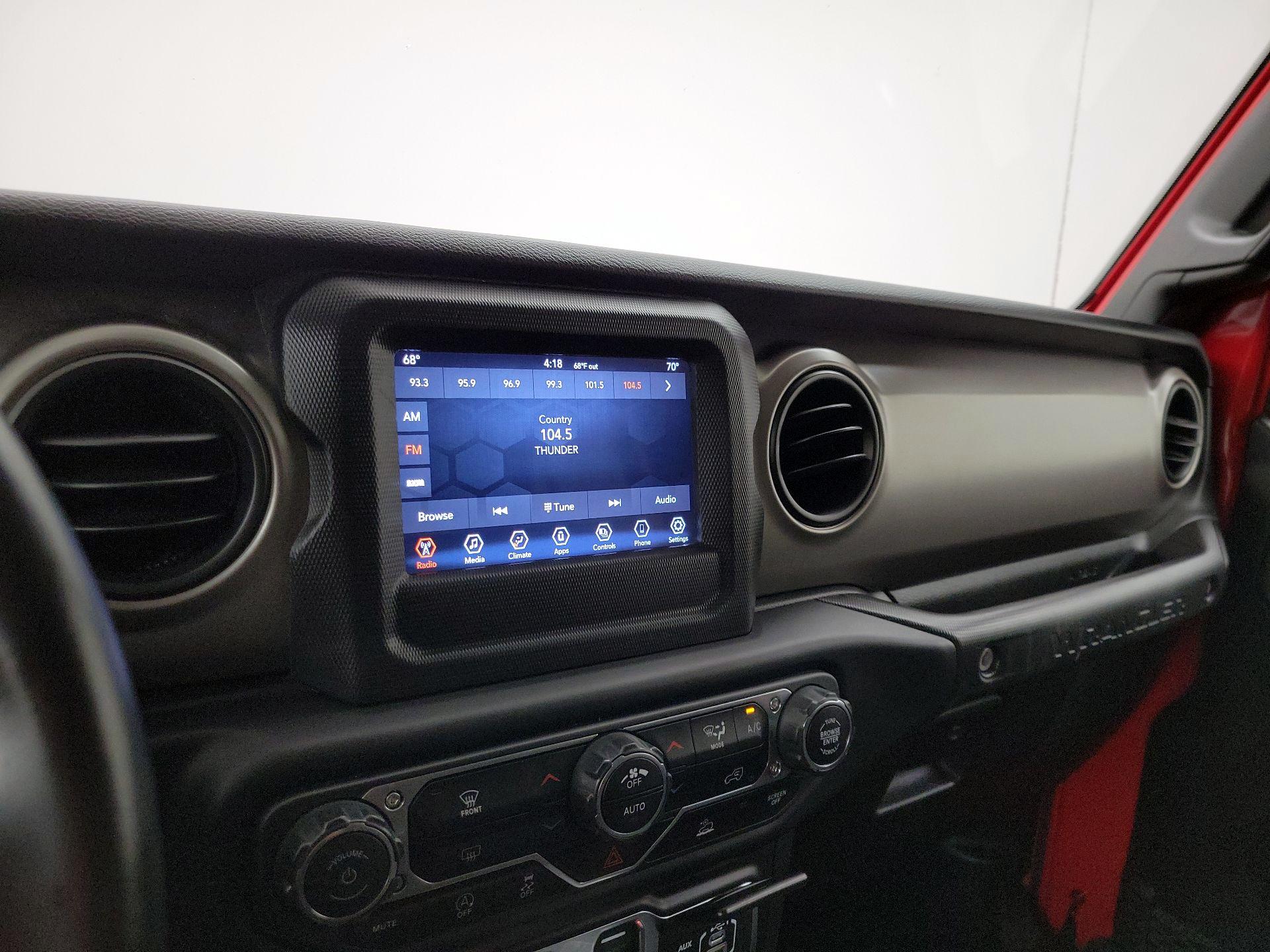 Thumbnail: 2021 Jeep Wrangler - 15