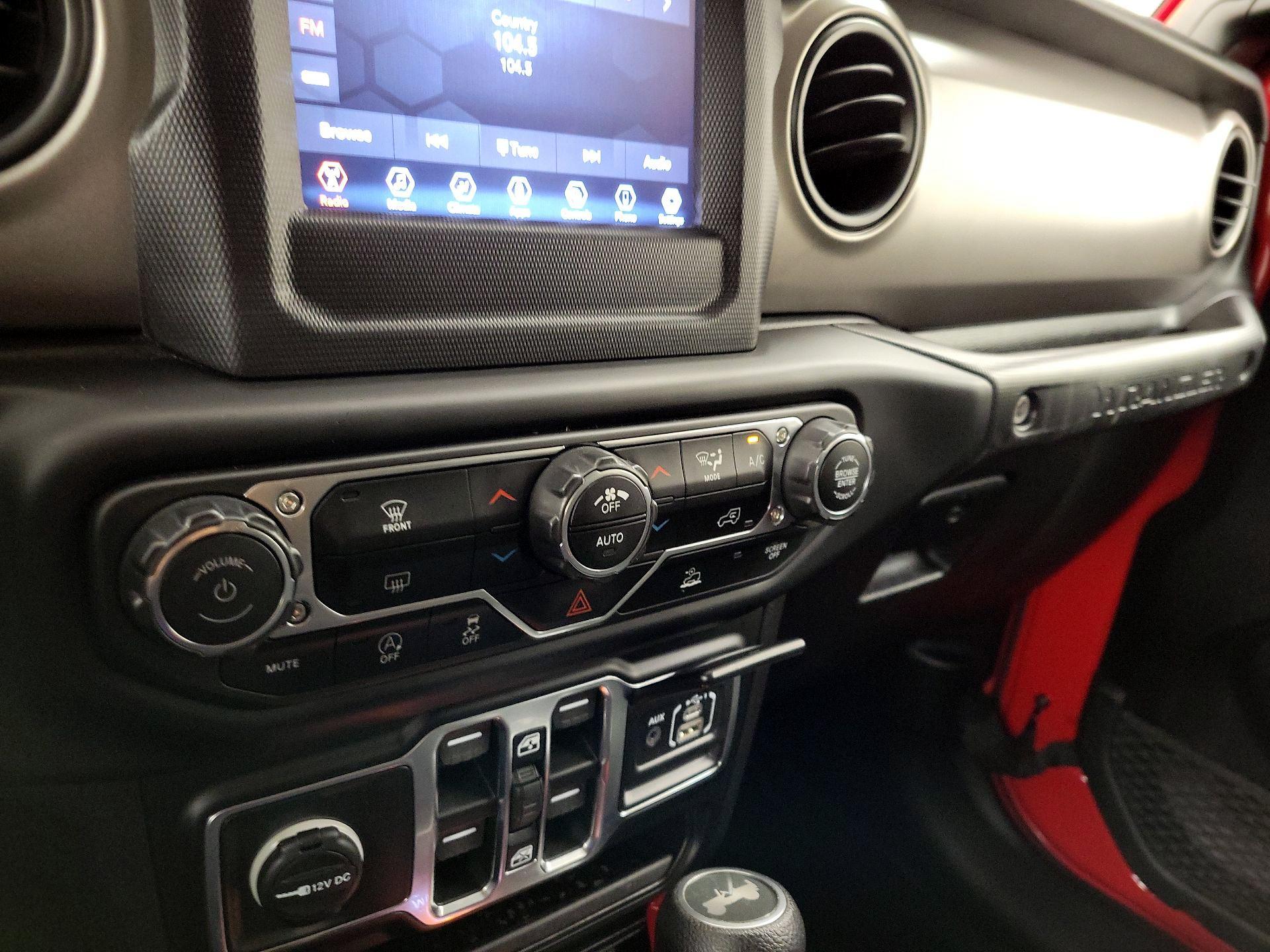 Thumbnail: 2021 Jeep Wrangler - 16