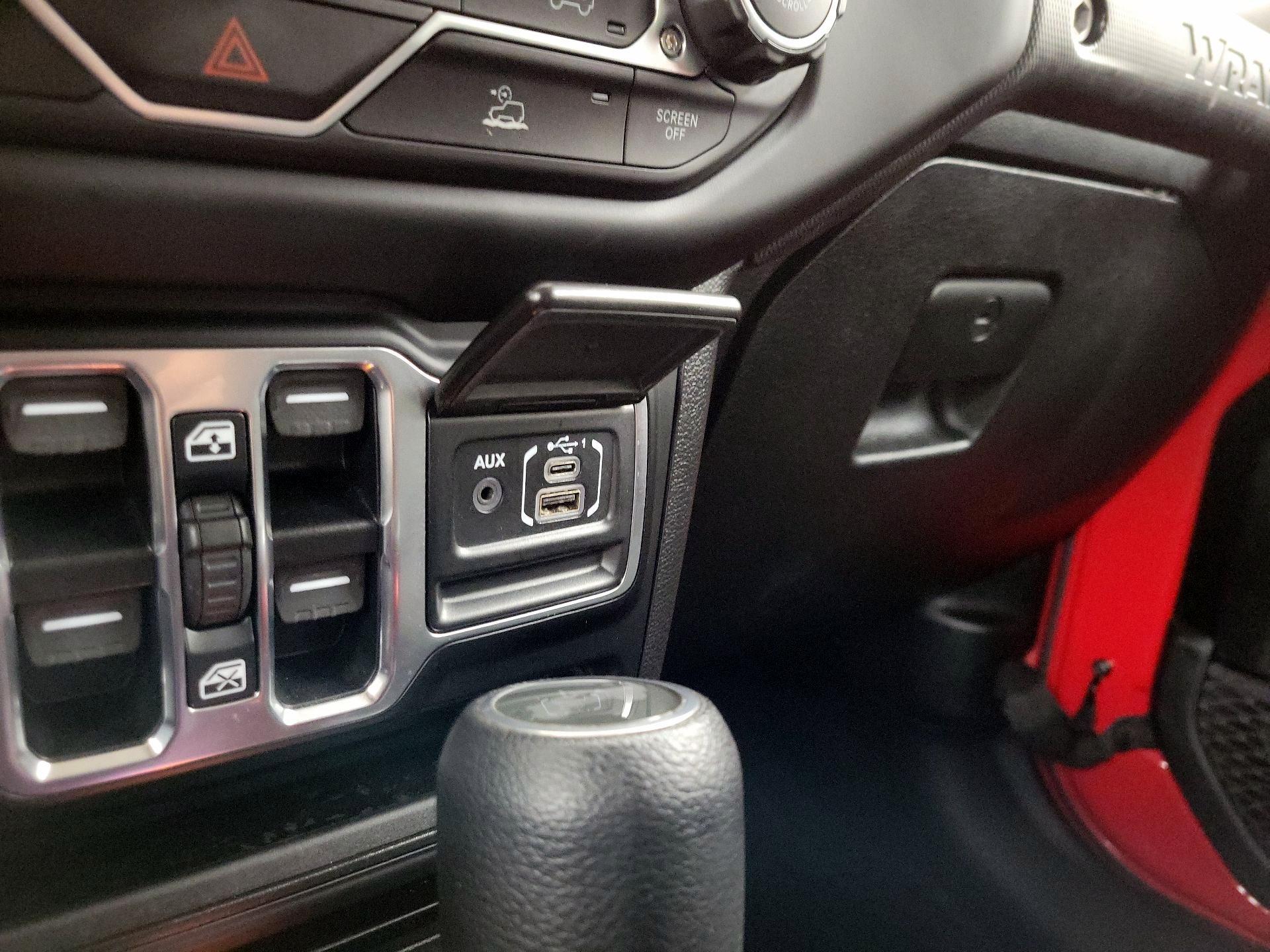 Thumbnail: 2021 Jeep Wrangler - 18