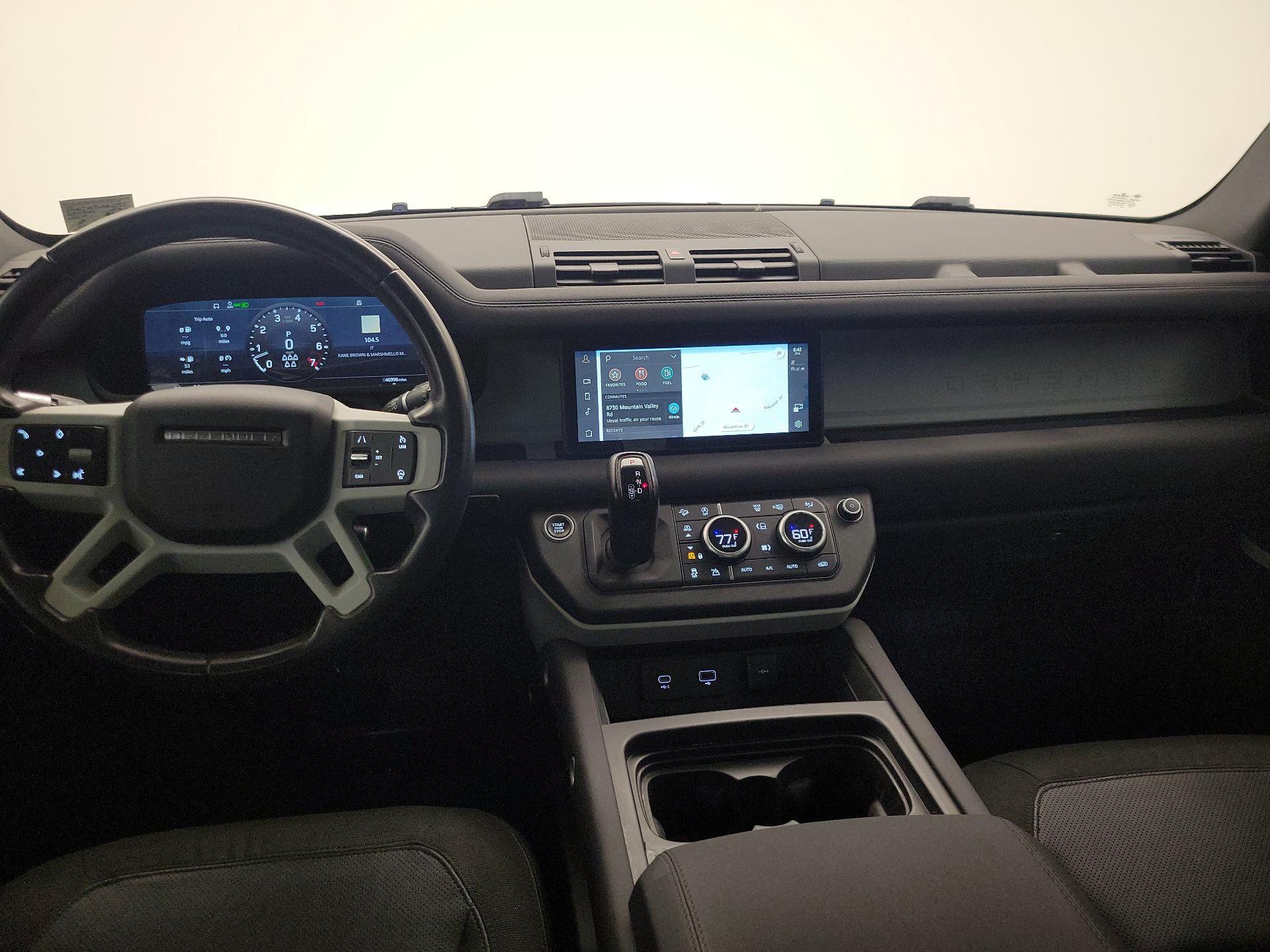 Thumbnail: 2020 Land Rover Defender - 9