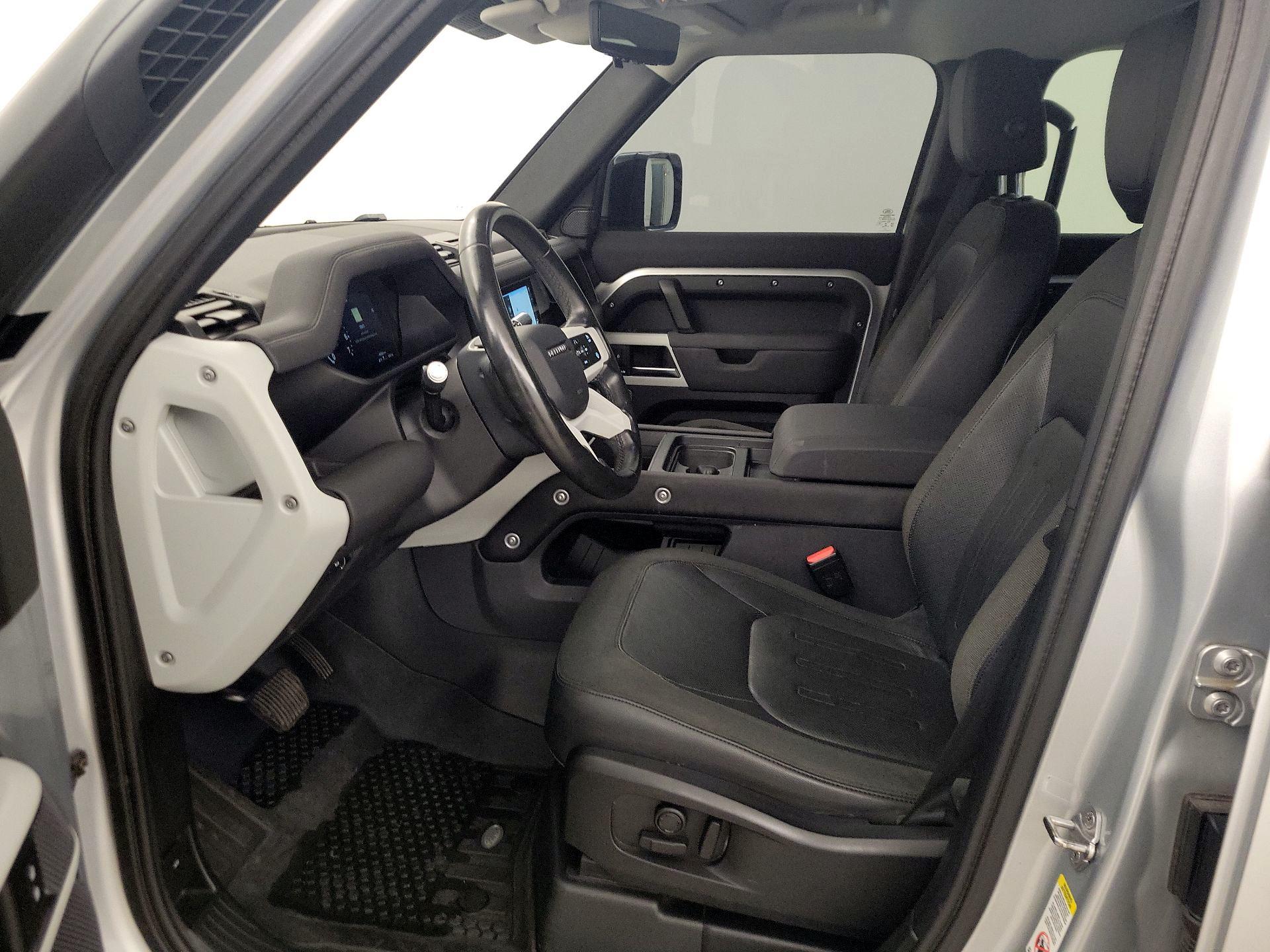 Thumbnail: 2020 Land Rover Defender - 11