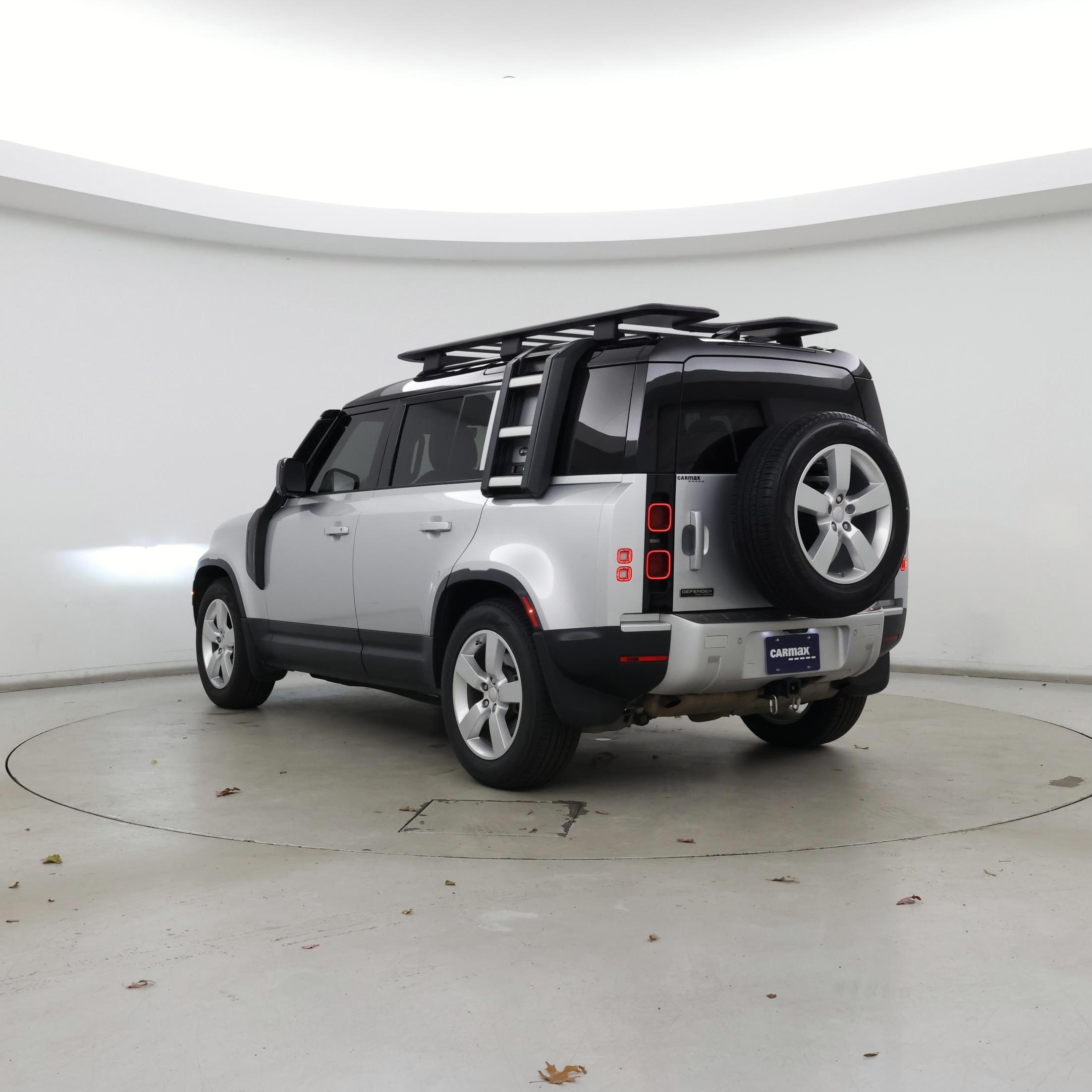 Thumbnail: 2020 Land Rover Defender - 2